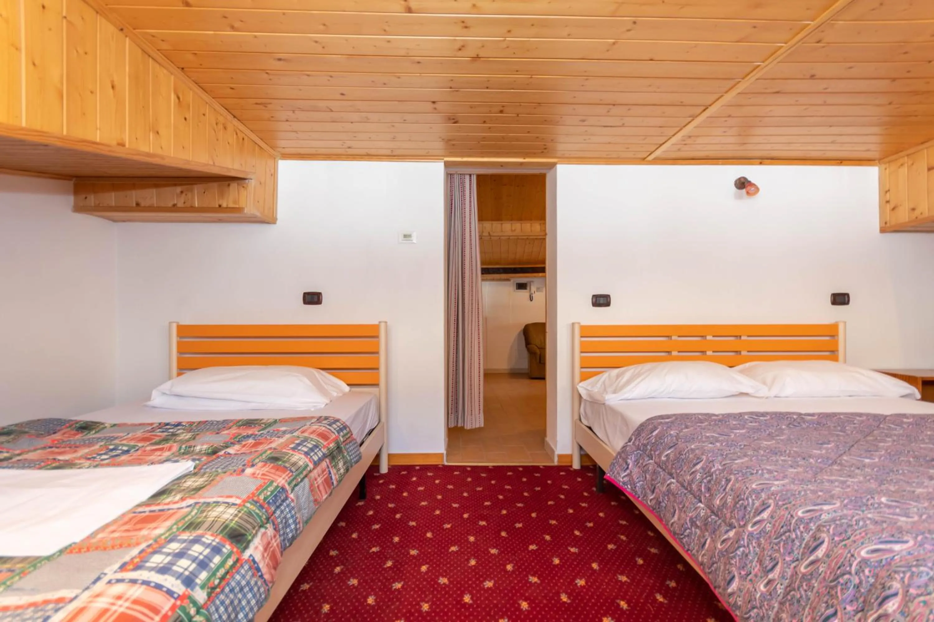 Bedroom, Bed in Villa Simona