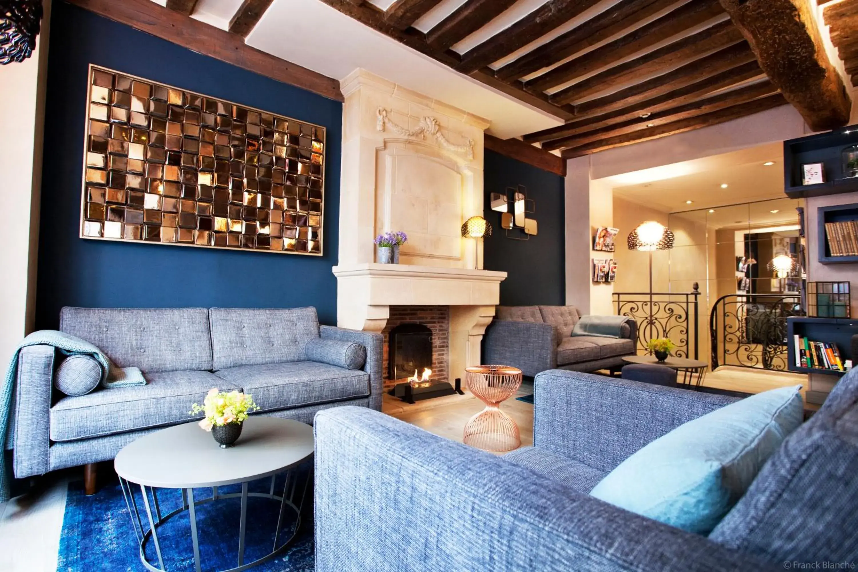 Lounge or bar in Hôtel Sèvres Saint Germain Lounge or bar in Hôtel Sèvres Saint Germain