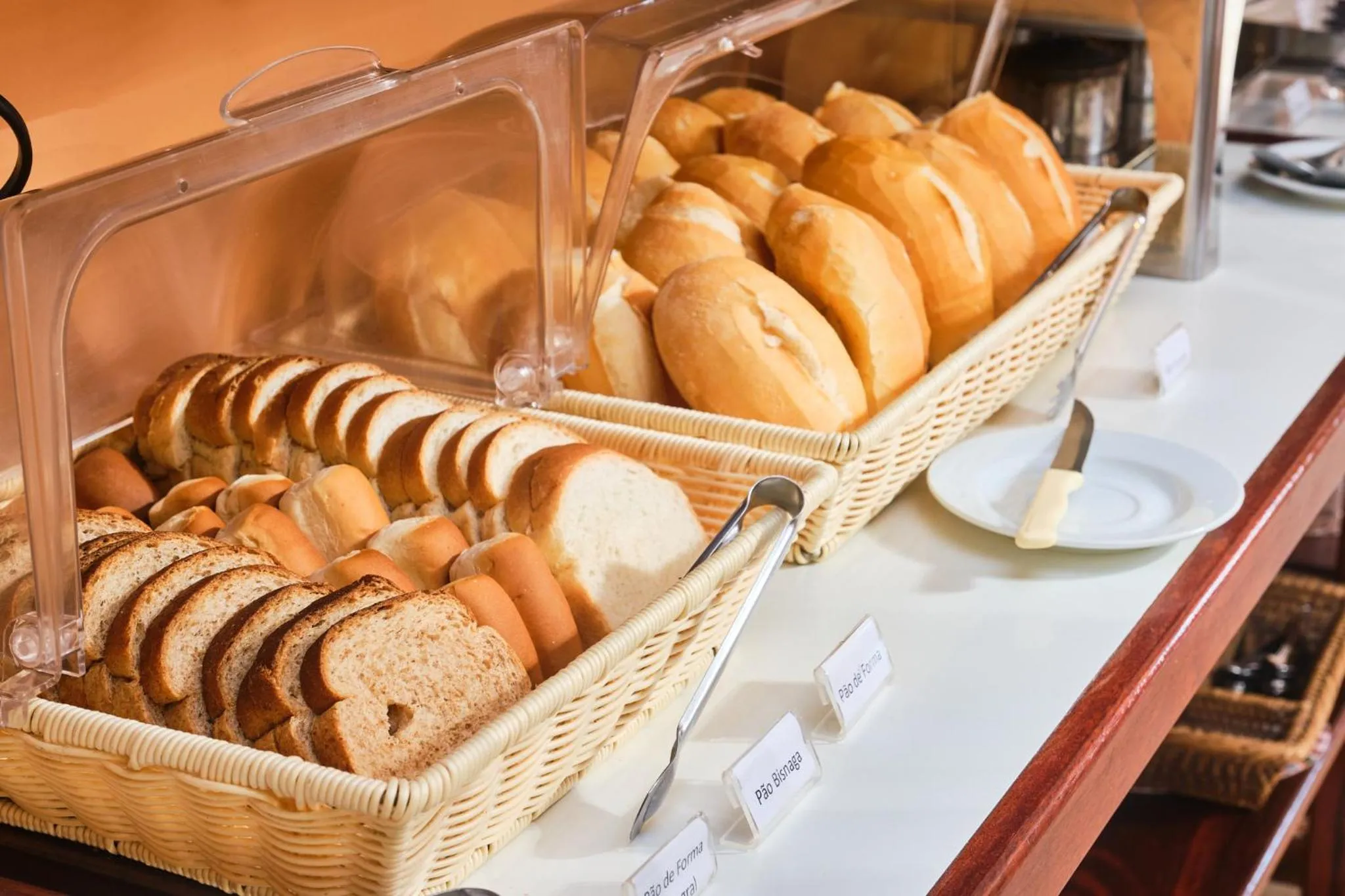 Continental breakfast in Pousada Recanto Montecarlo