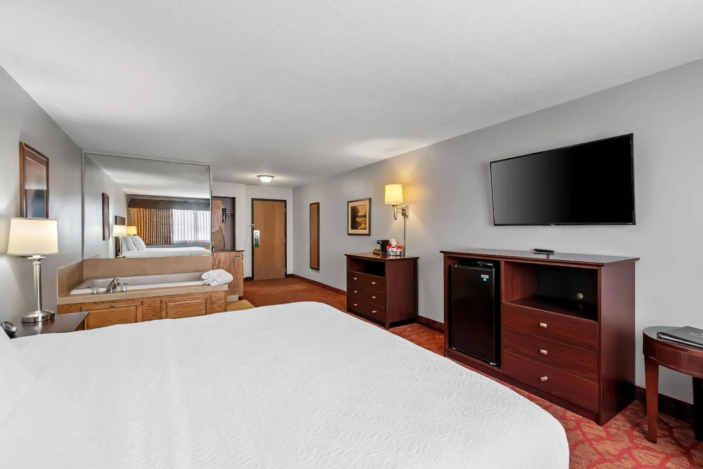 Bedroom, Bed in Quality Inn Superior - Duluth