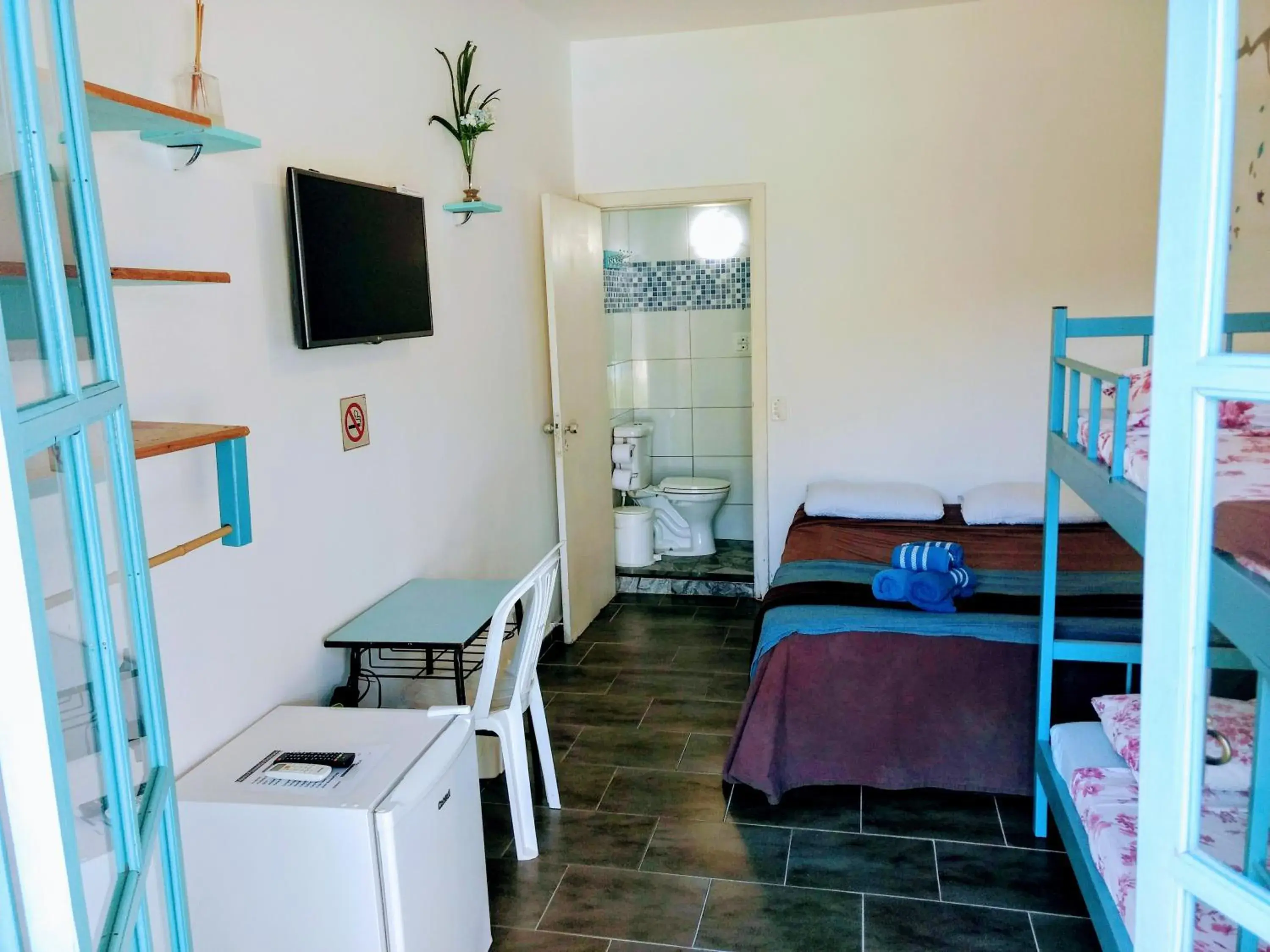 Double or Twin Room with Pool View in Pousada Eldorado Guarujá - Double or Twin Room with Pool View in Pousada Eldorado Guarujá -