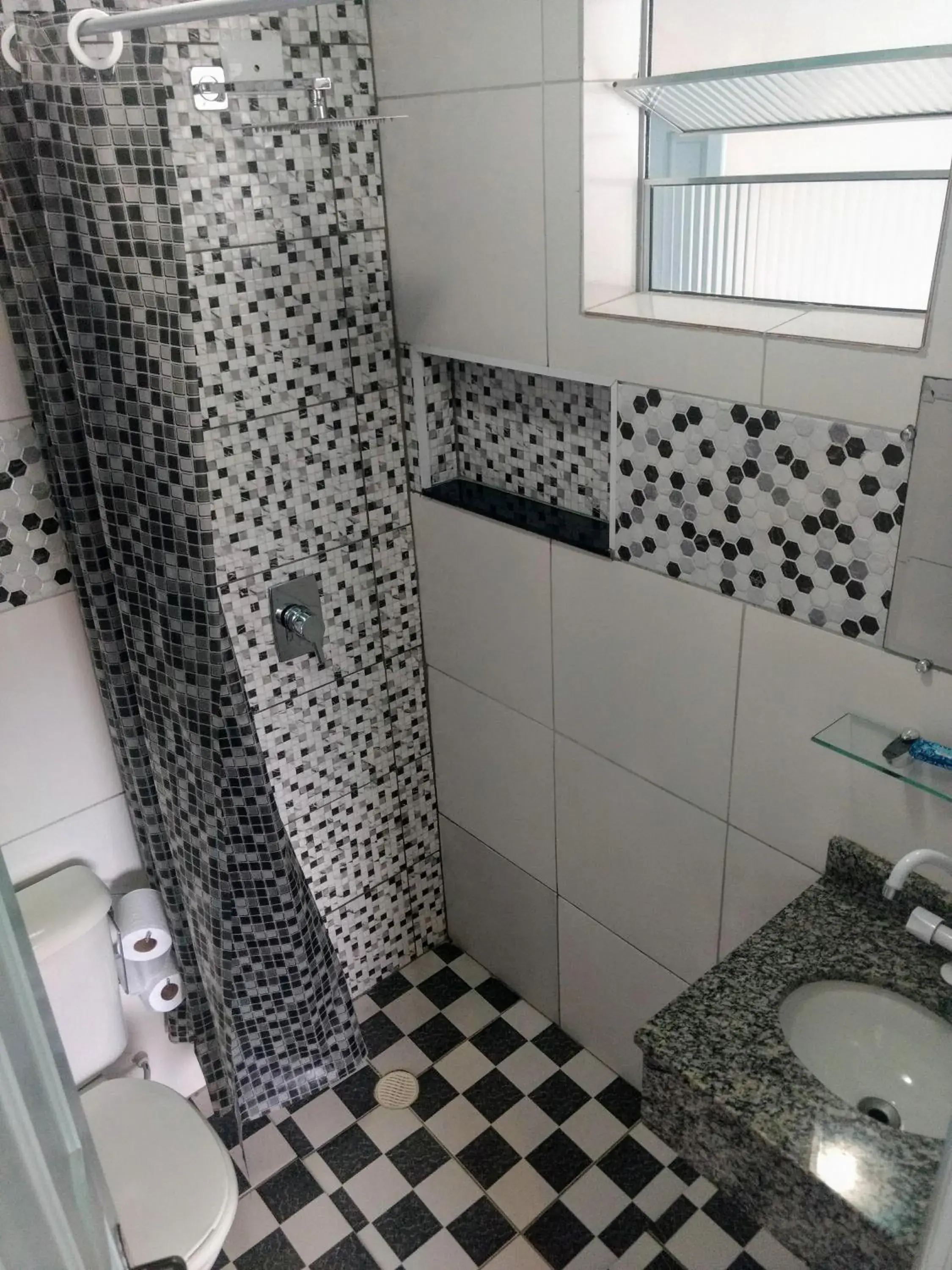 Small Double Room in Pousada Eldorado Guarujá - Small Double Room in Pousada Eldorado Guarujá -