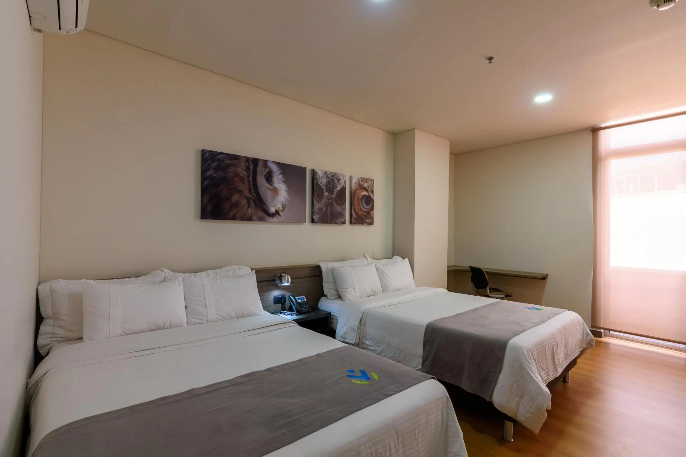 Photo of the whole room, Bed in Hotel Vivre