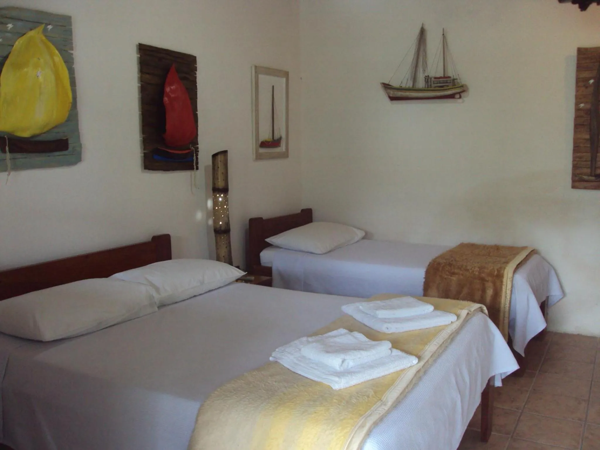 Photo of the whole room, Bed in Pousada Via Maria