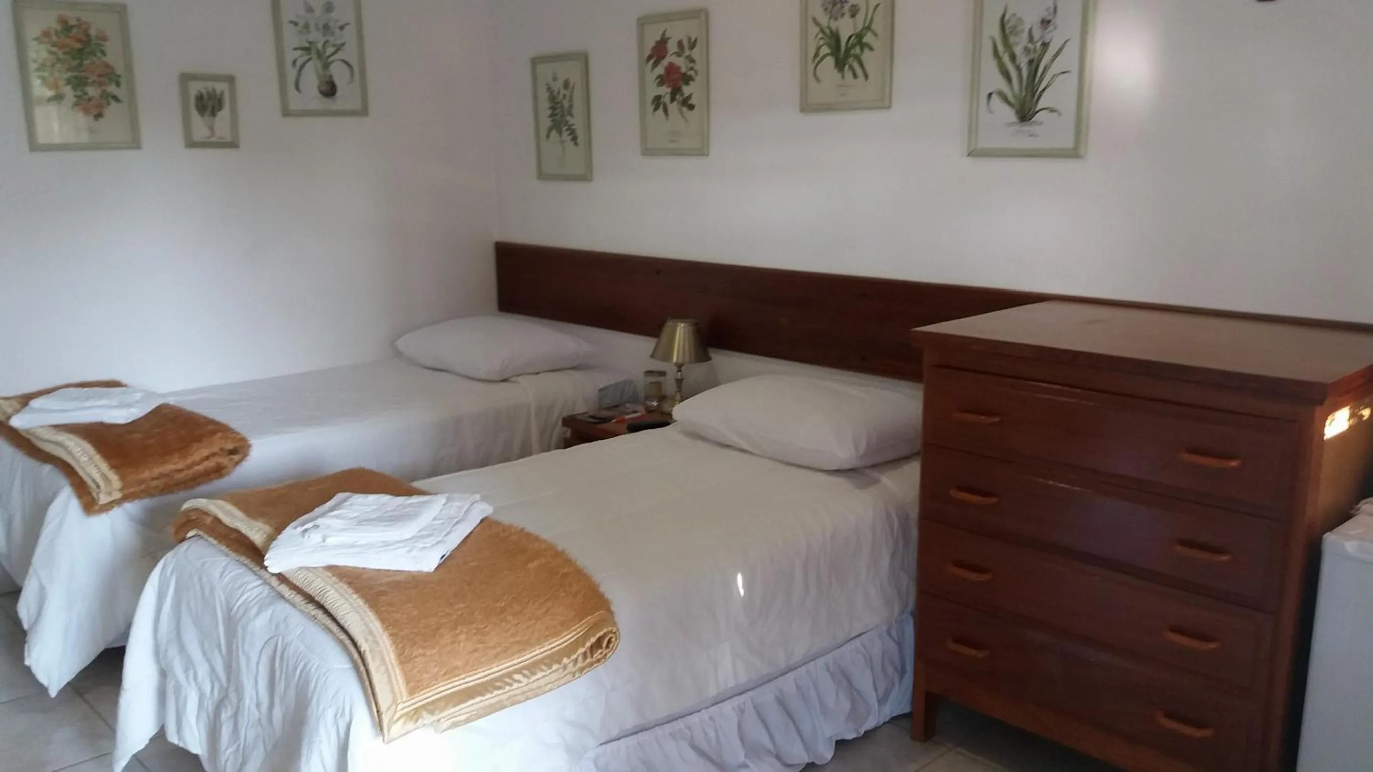 Photo of the whole room, Bed in Pousada Via Maria