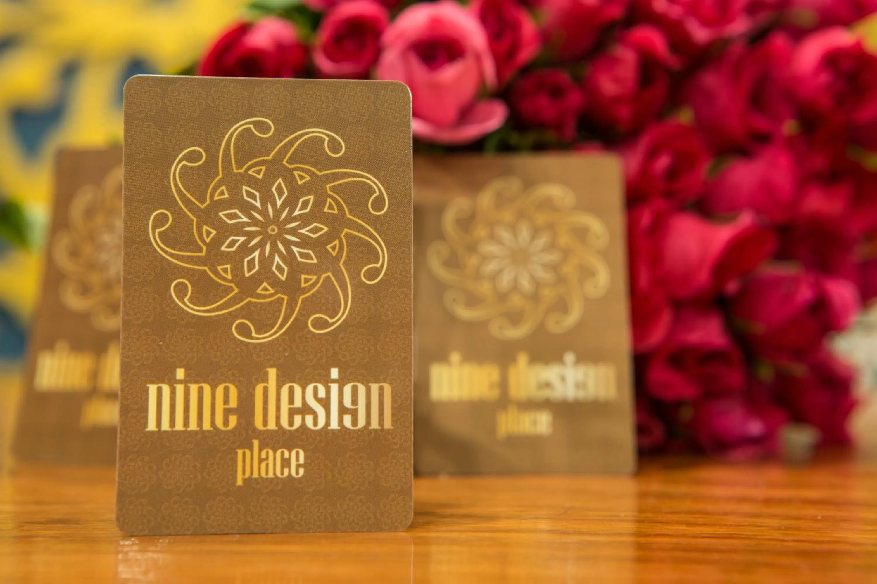 Logo/Certificate/Sign in Nine Design Place