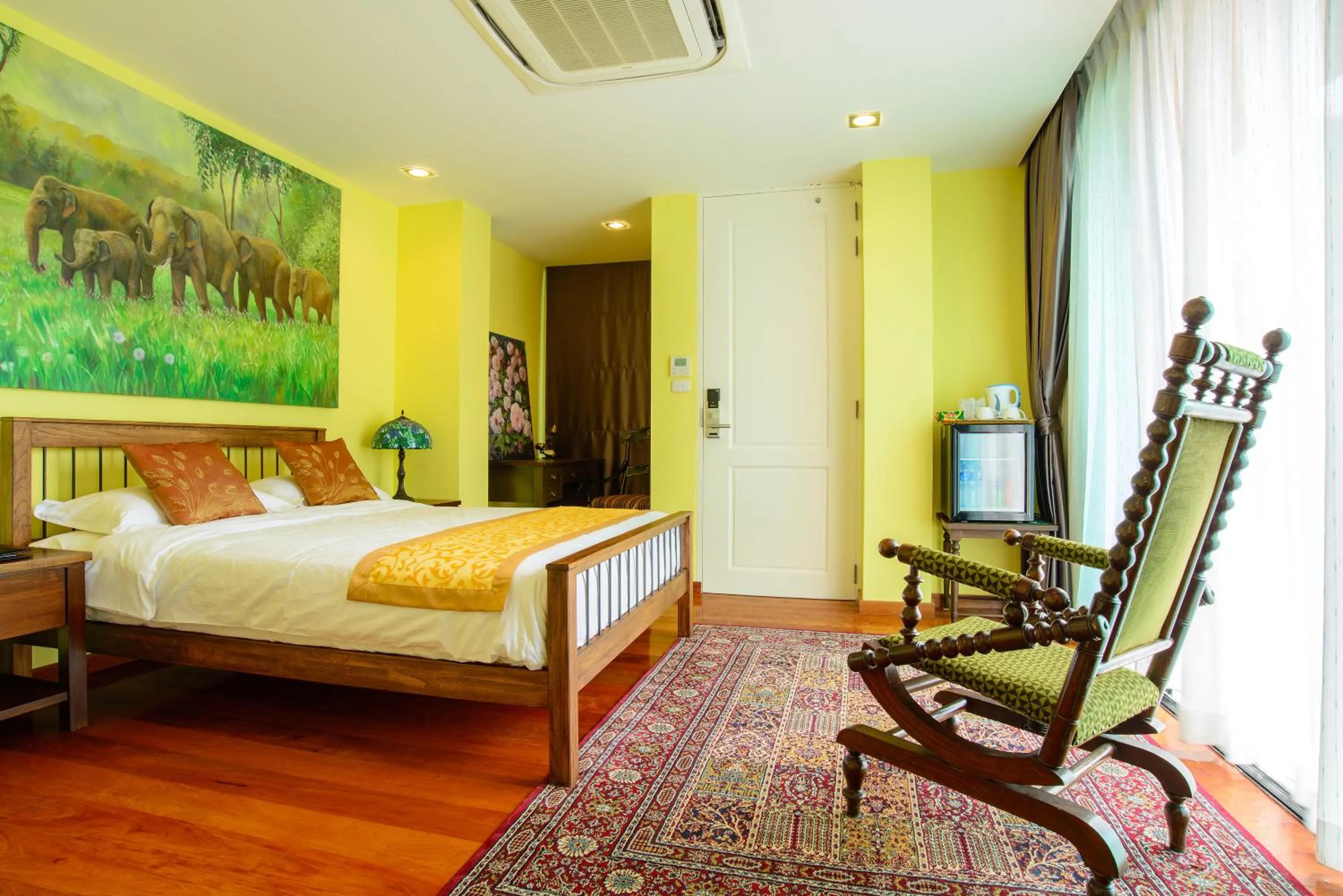 Photo of the whole room, Bed in Nine Design Place