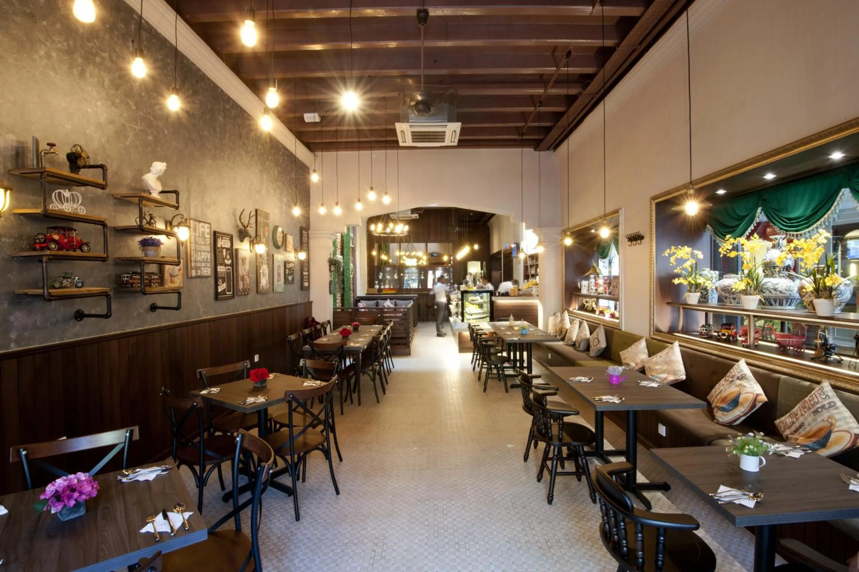 Restaurant/places to eat in Kimberley Hotel Georgetown