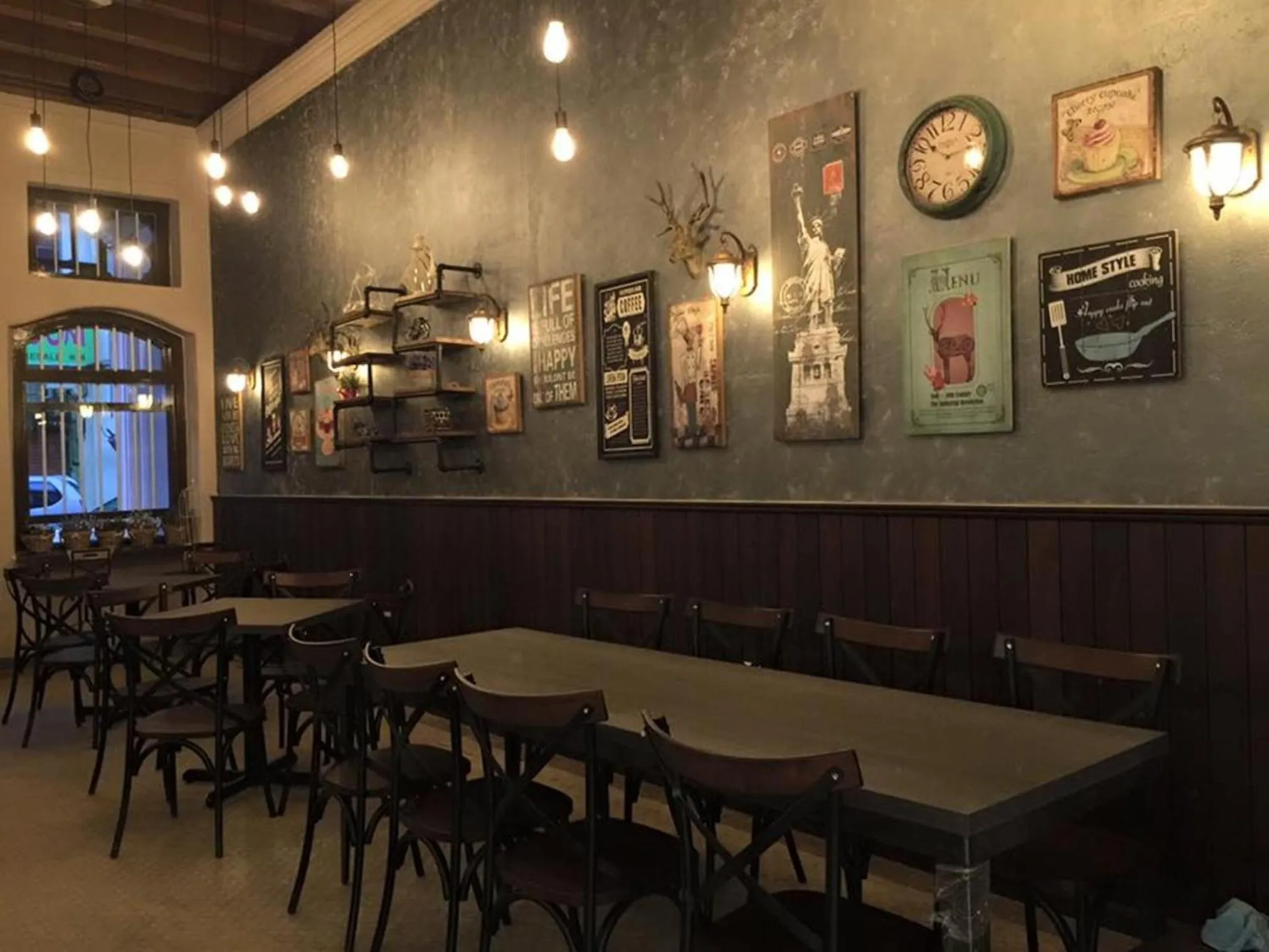 Restaurant/places to eat in Kimberley Hotel Georgetown