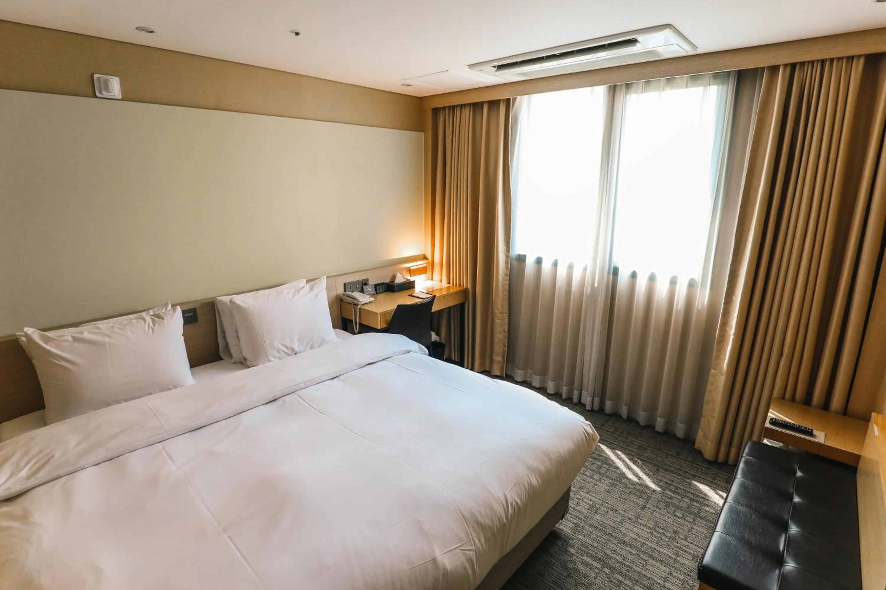 Bed in ON City Hotel