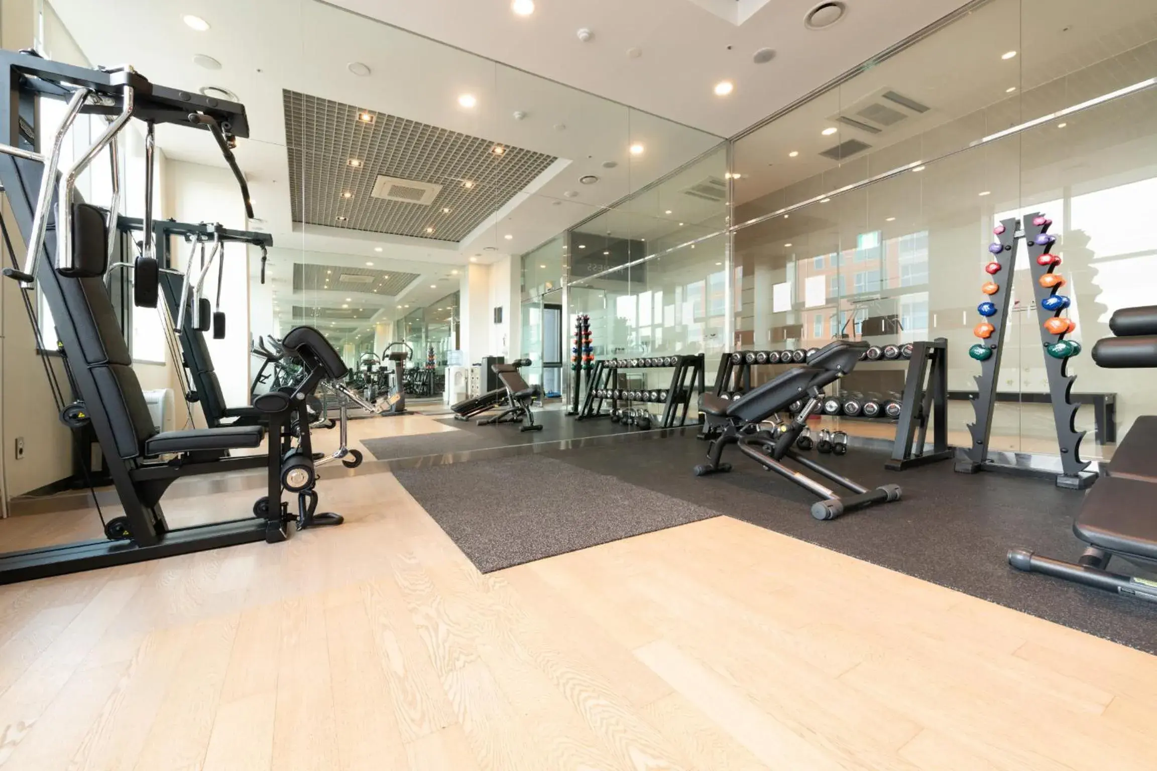 Fitness centre/facilities in ON City Hotel Fitness centre/facilities in ON City Hotel