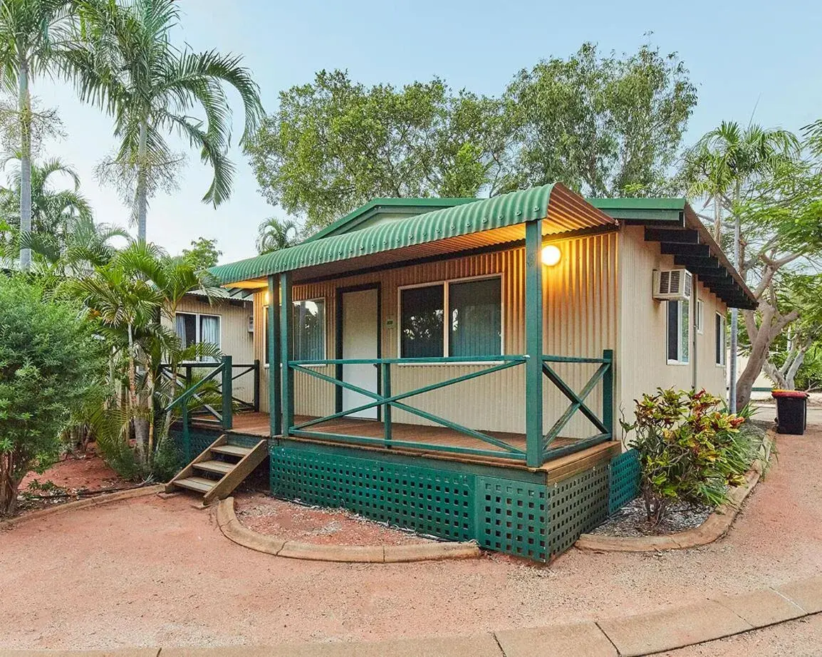 Two-Bedroom Villa (Sleeps 5) in RAC Cable Beach Holiday Park Two-Bedroom Villa (Sleeps 5) in RAC Cable Beach Holiday Park