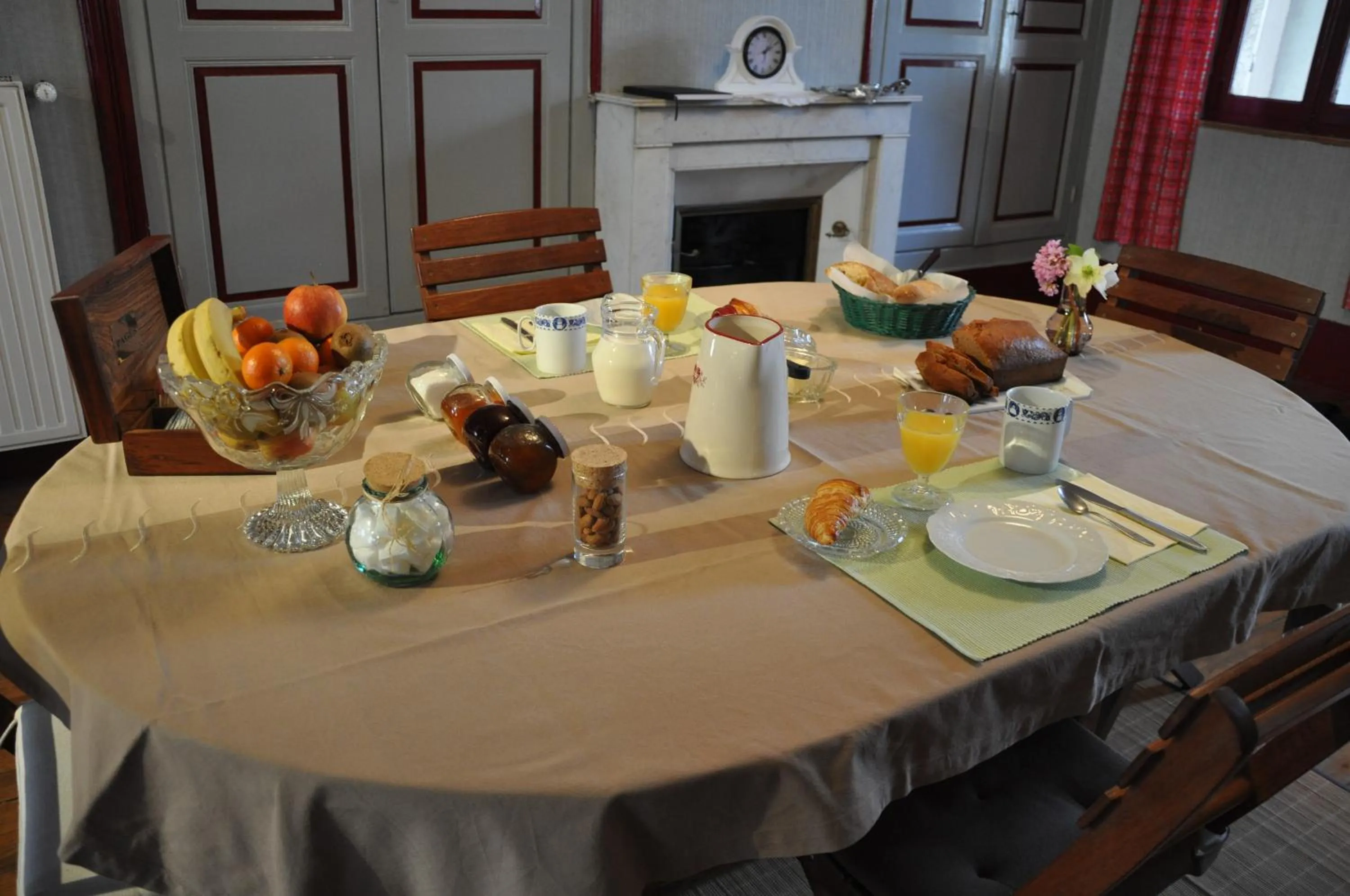 Breakfast in Les Charmilles