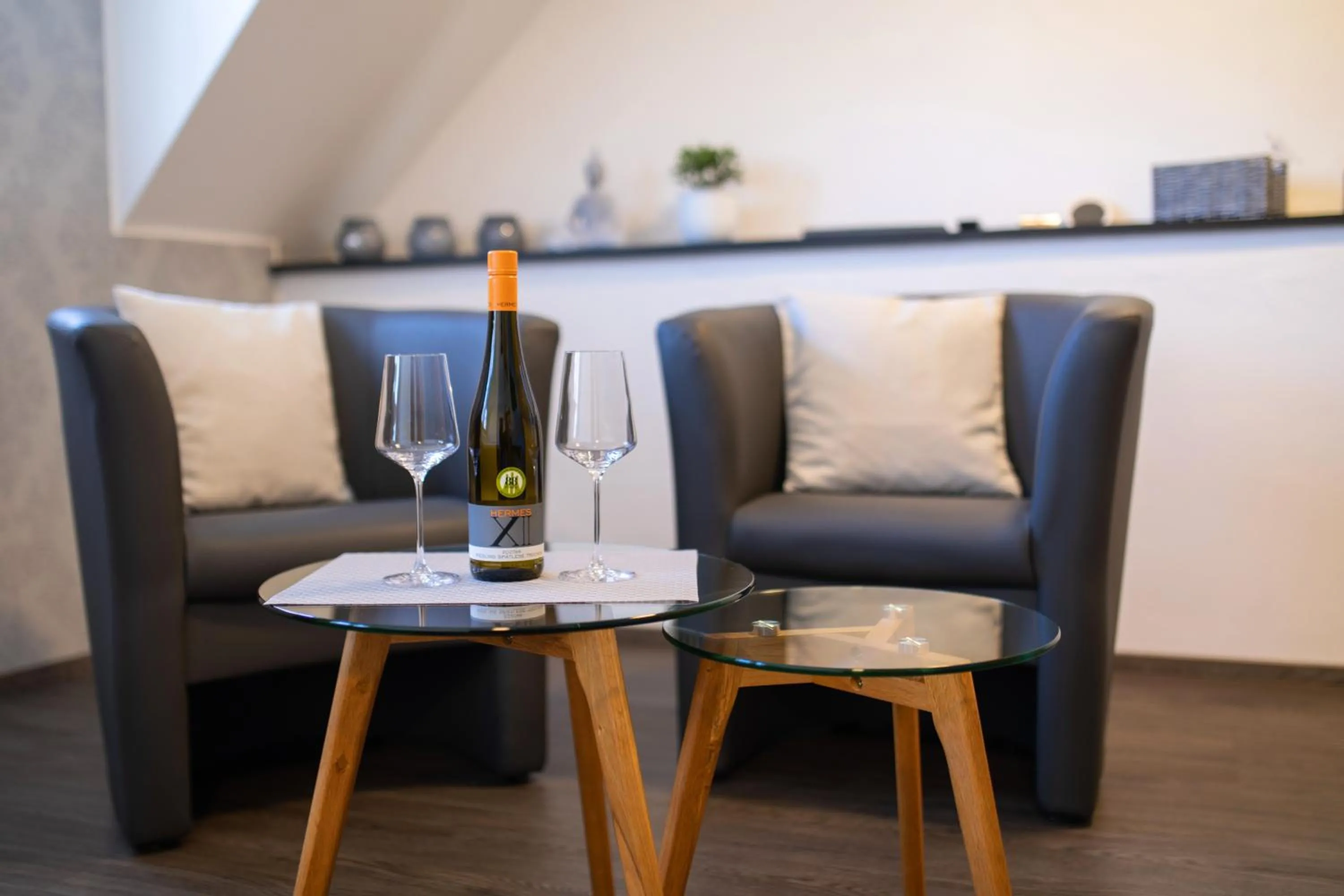 Photo of the whole room in Der Weinladen