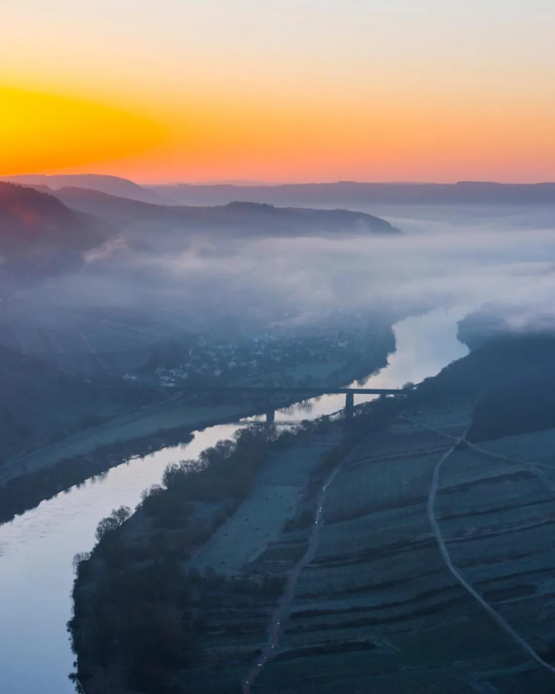 Natural landscape in Der Weinladen