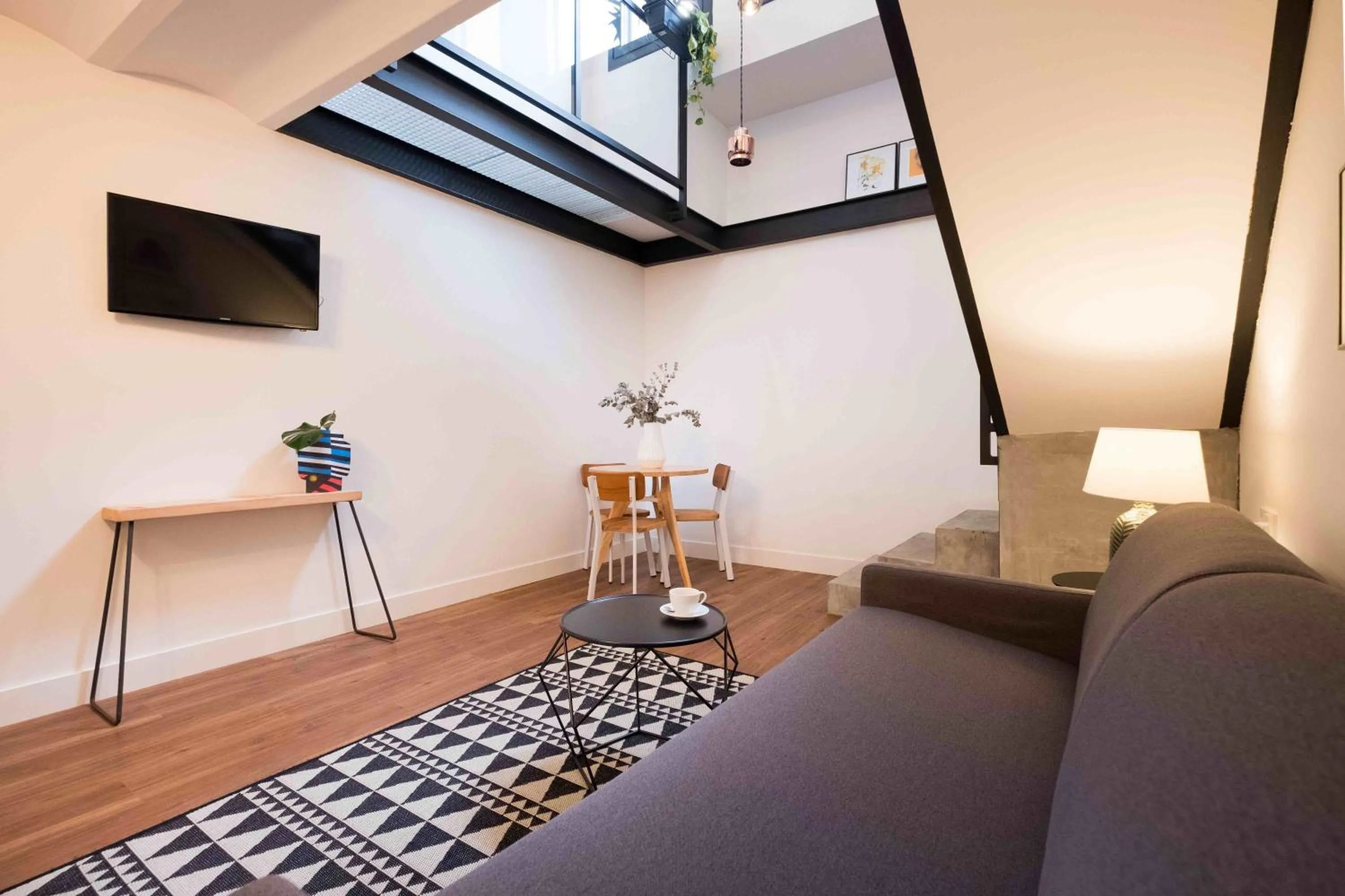 TV and multimedia in Magatzem 128