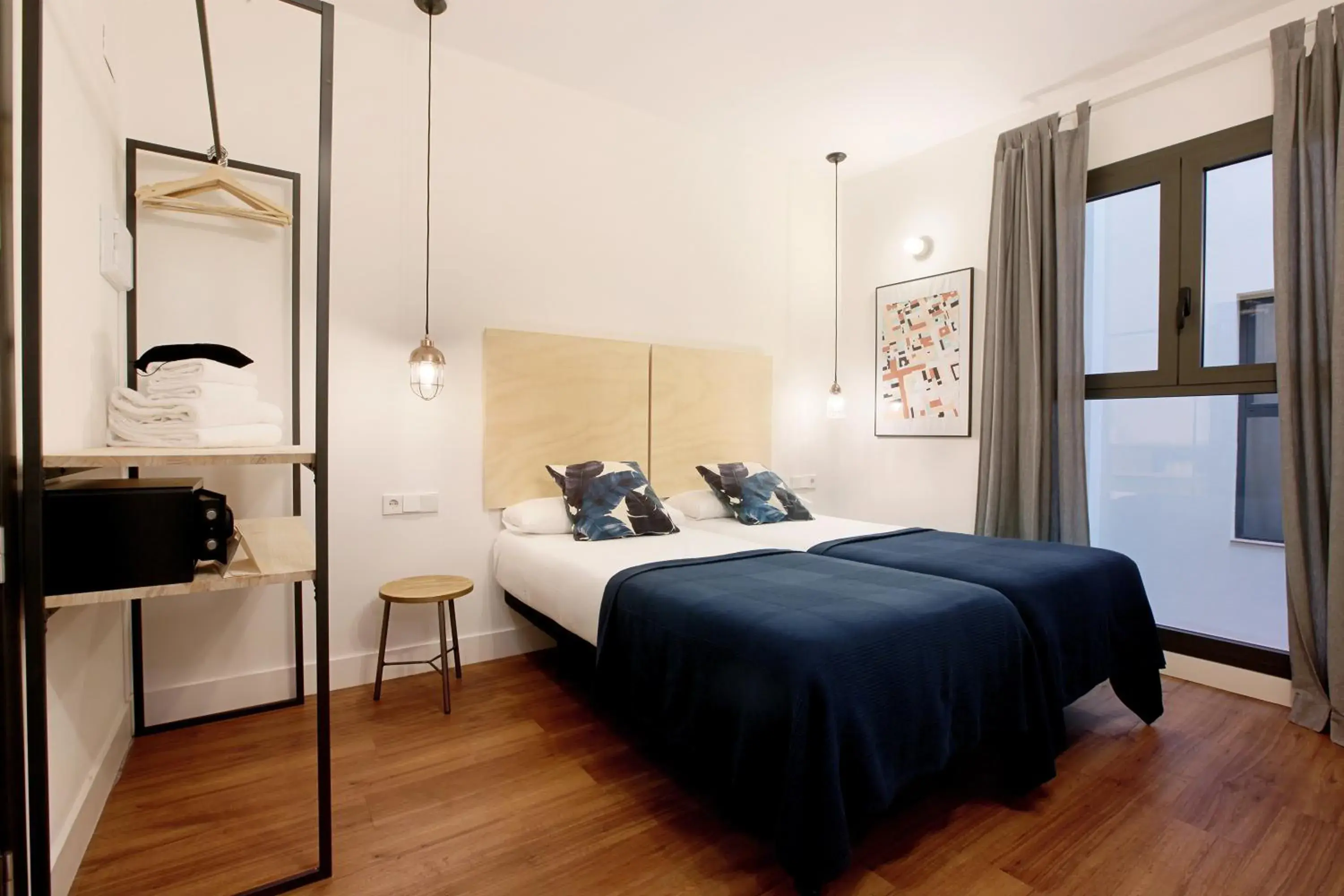 Twin Room with Patio View in Magatzem 128 Twin Room with Patio View in Magatzem 128