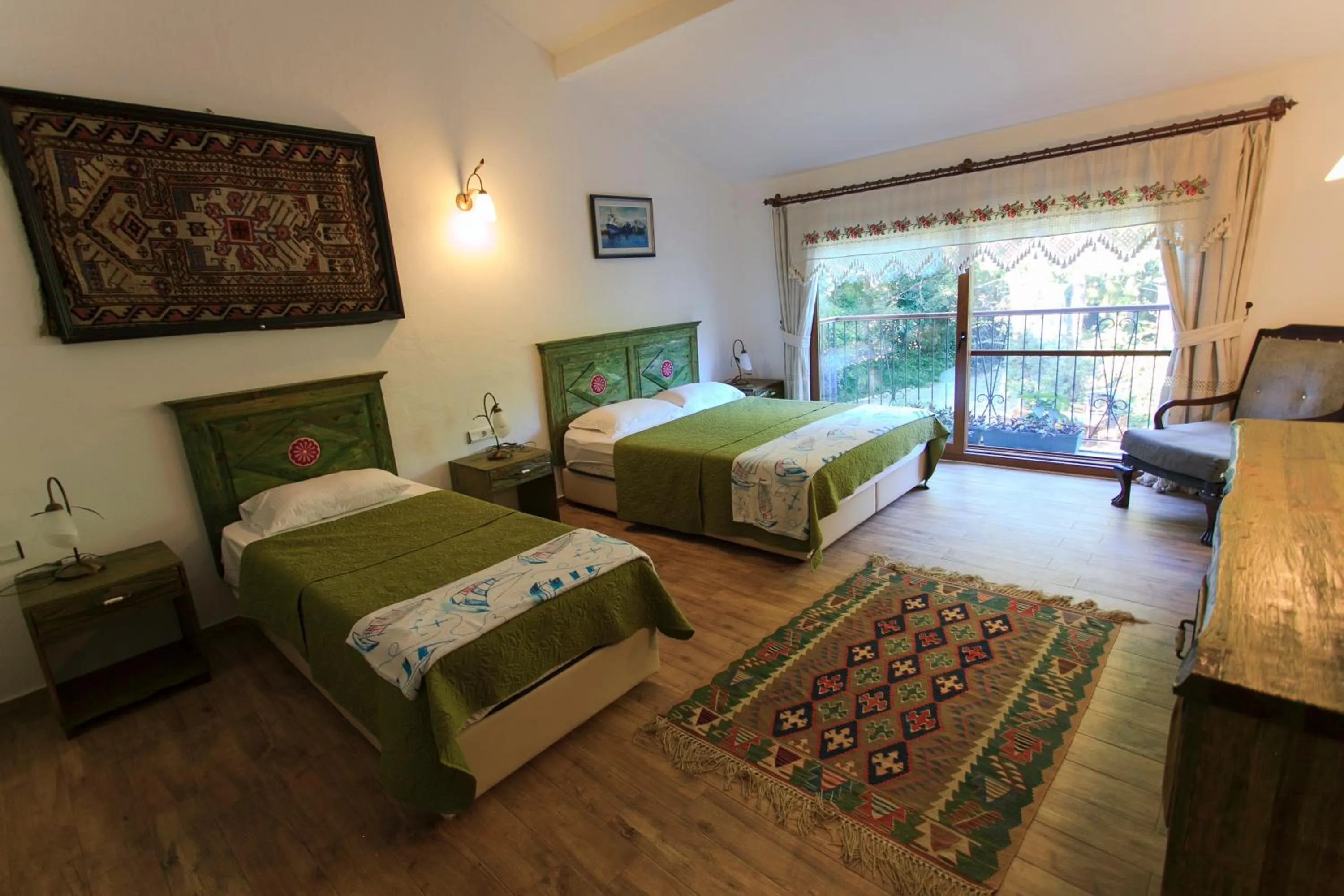 Photo of the whole room, Bed in Pyramid Boutique Hotel