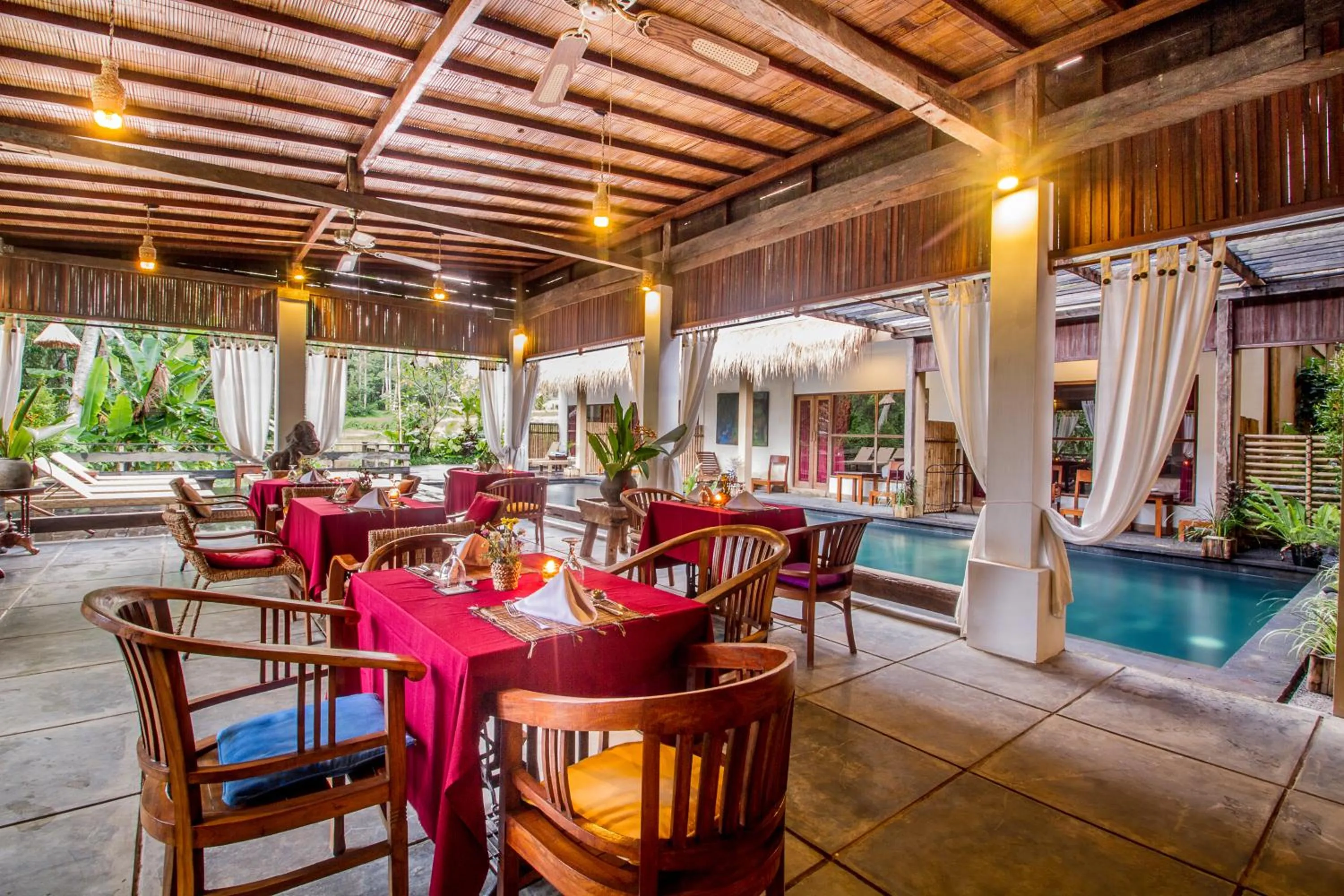 Restaurant/places to eat in Alam Sembuwuk Ubud