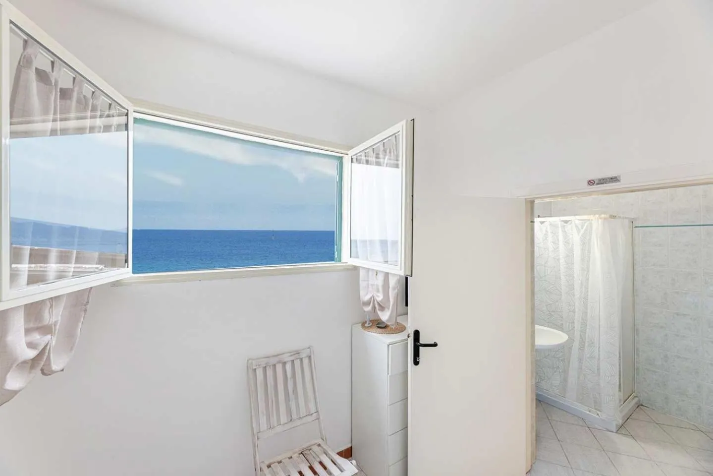 Shower in Hotel Le Ghiaie