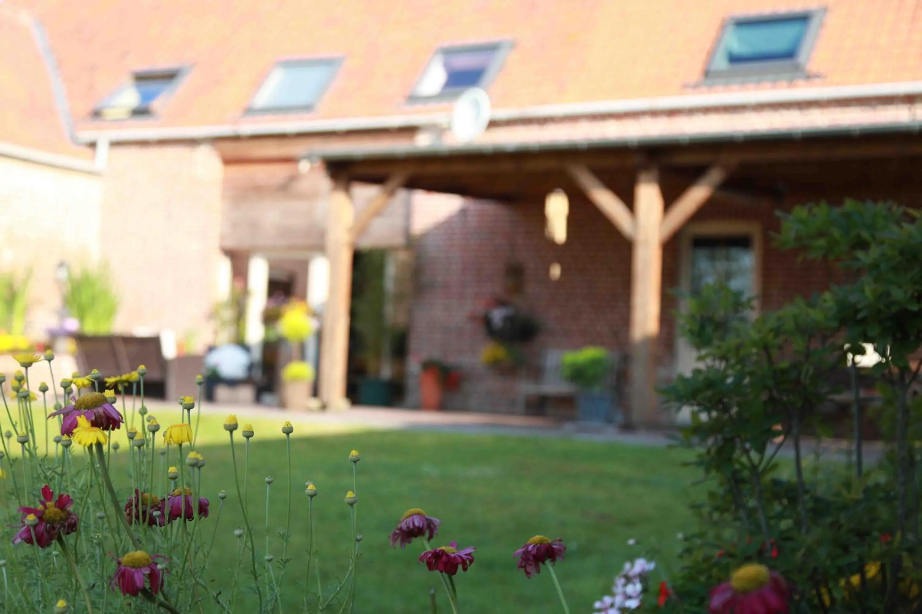 Property building in Chambres Du Marais