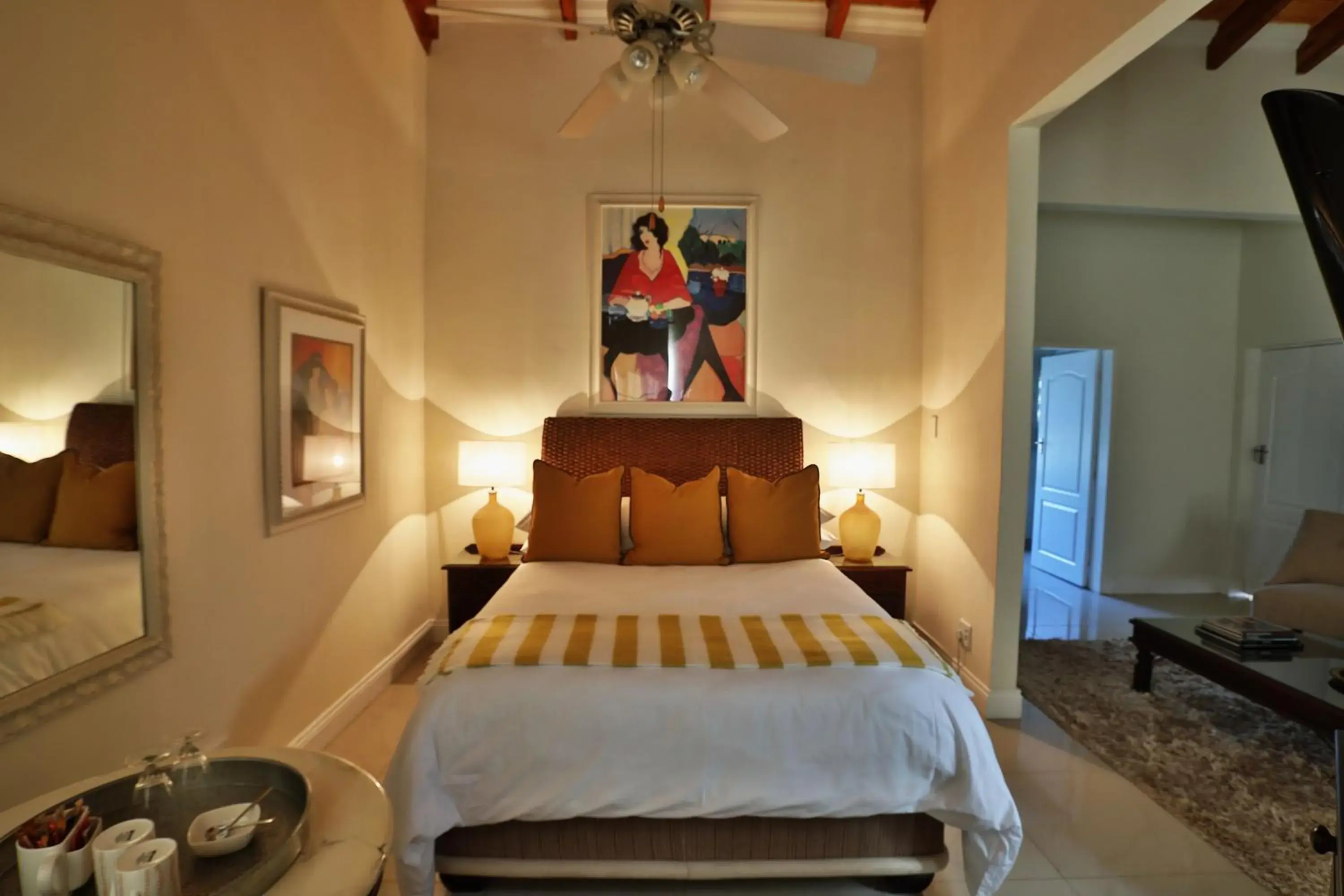 Deluxe Executive Suite - single occupancy in Andante Lodge Deluxe Executive Suite - single occupancy in Andante Lodge