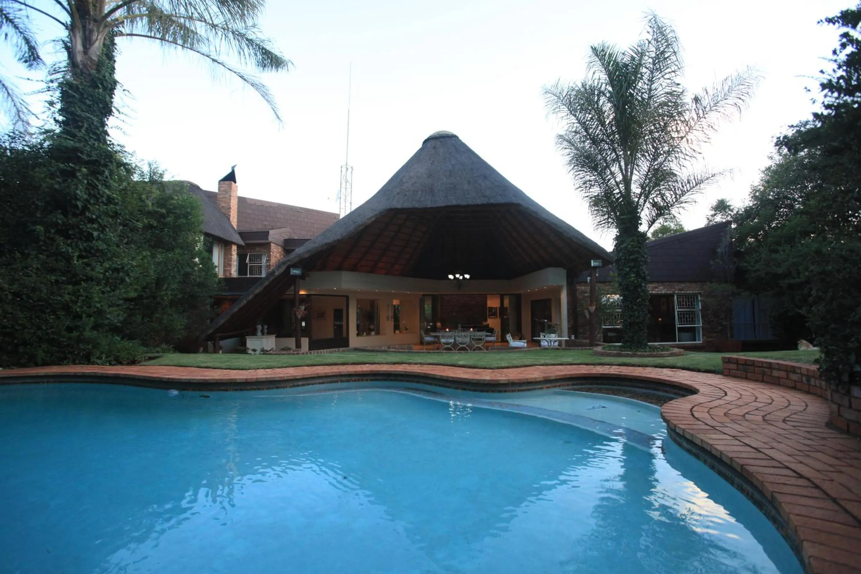Swimming pool in Andante Lodge