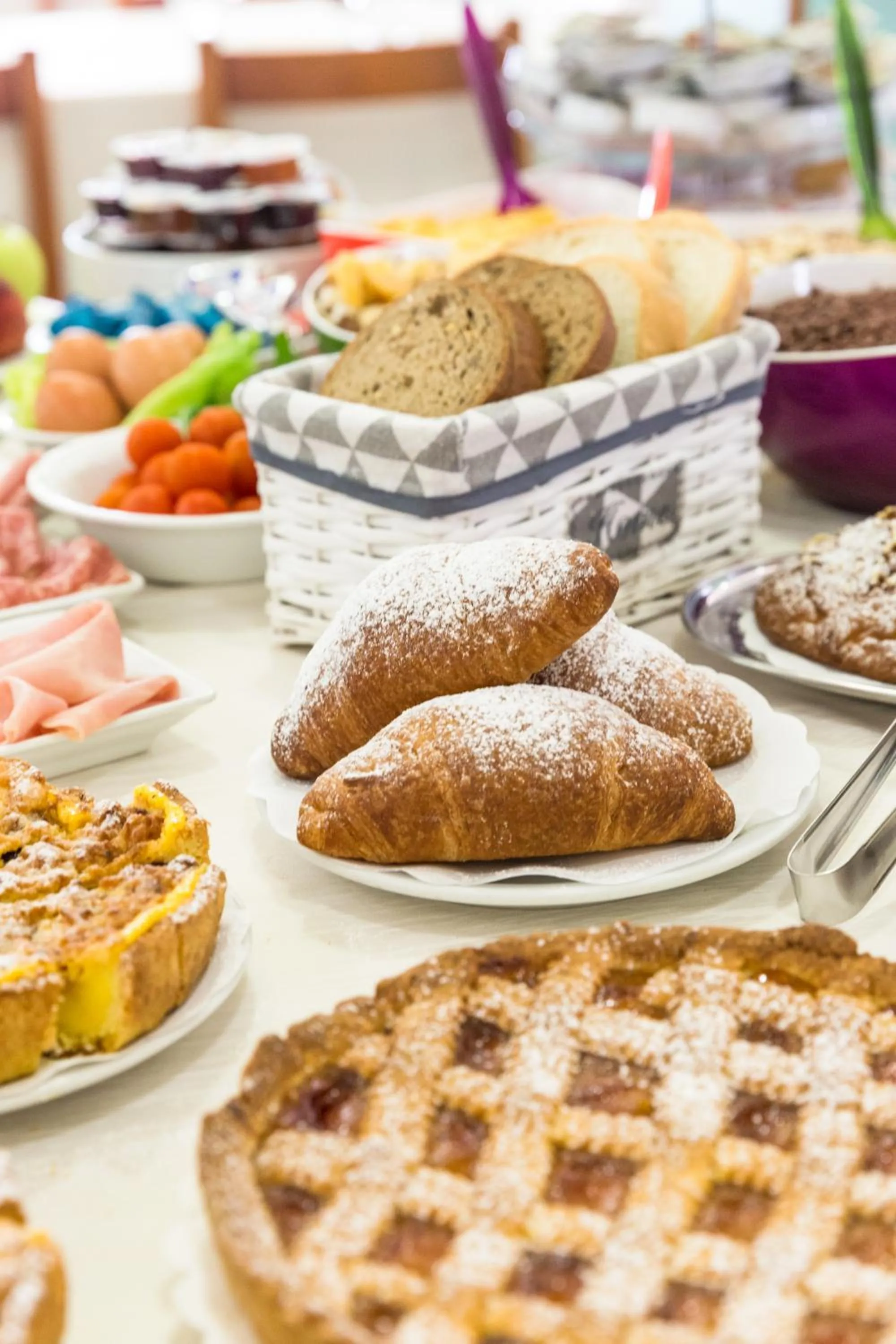 Breakfast in Hotel Parini