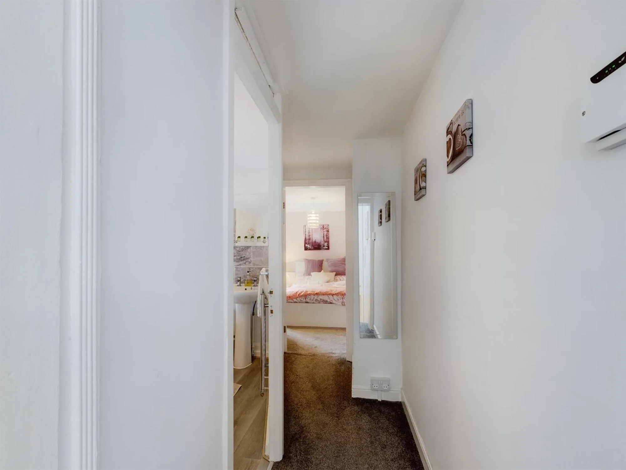 Bedroom, Bed in Rondeva