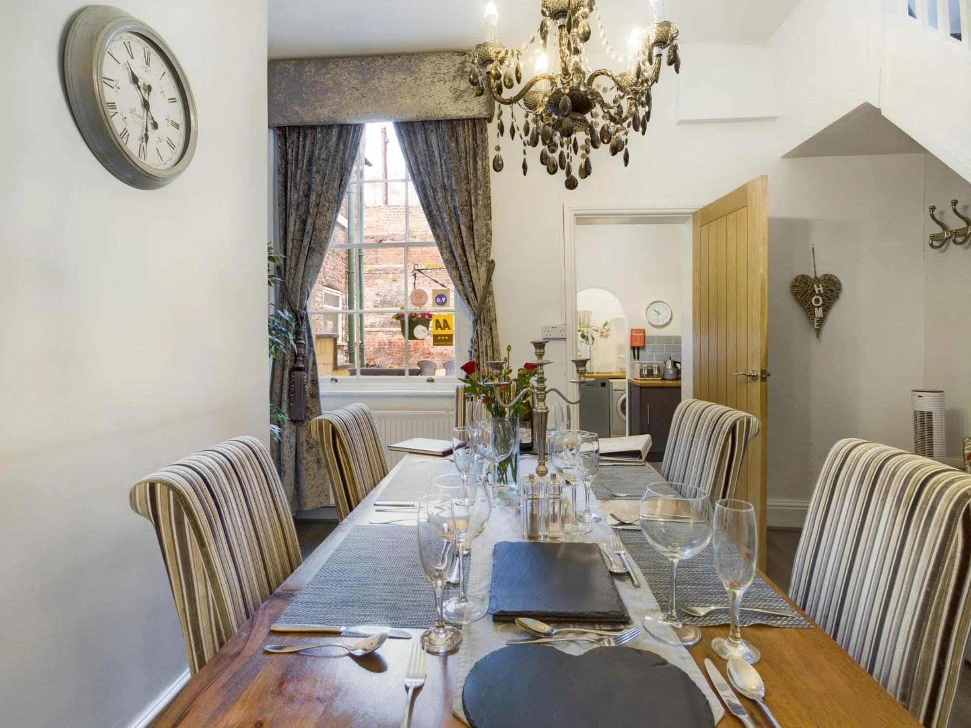 Dining area in Rondeva