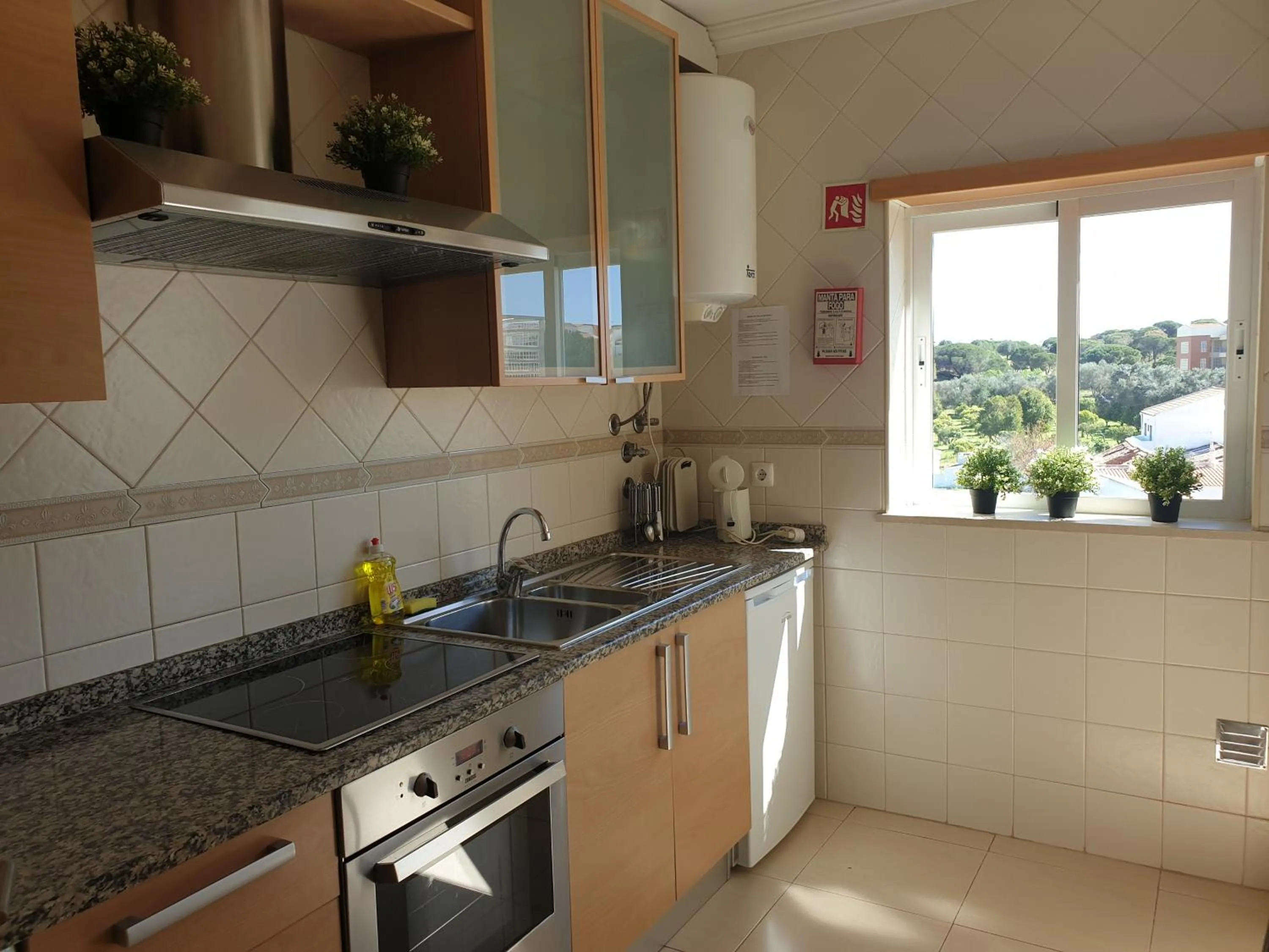 Kitchen or kitchenette in Albufeira Falesia Beach Apartment