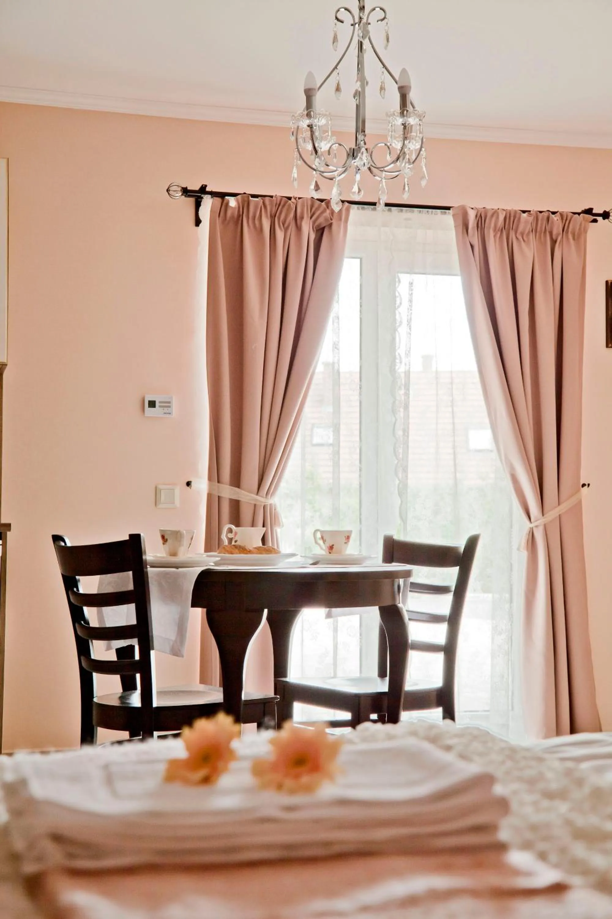 Dining area in Barackvirág Apartmanház