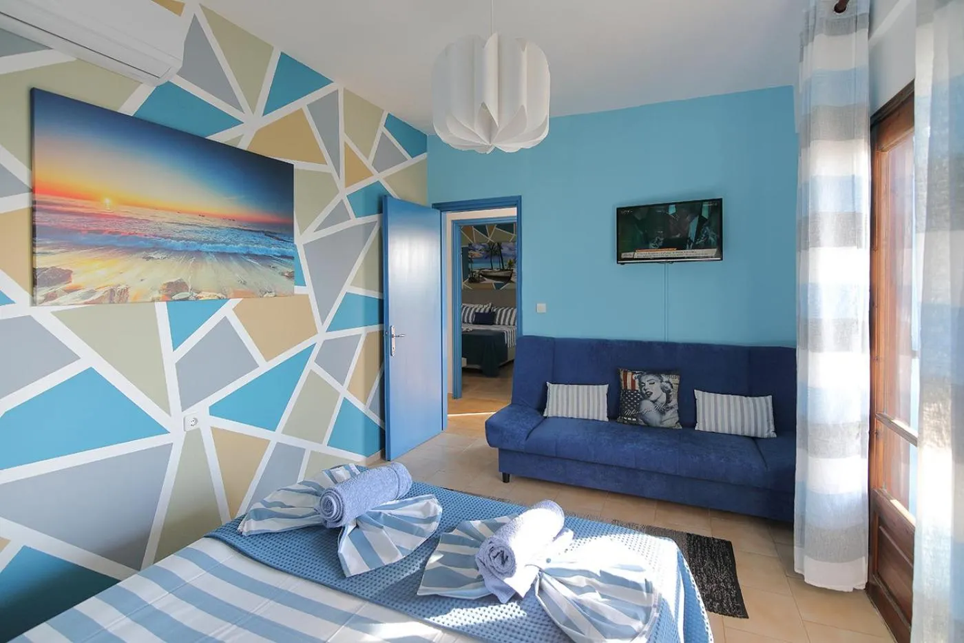 Living room, Bed in Maras Marinas Home