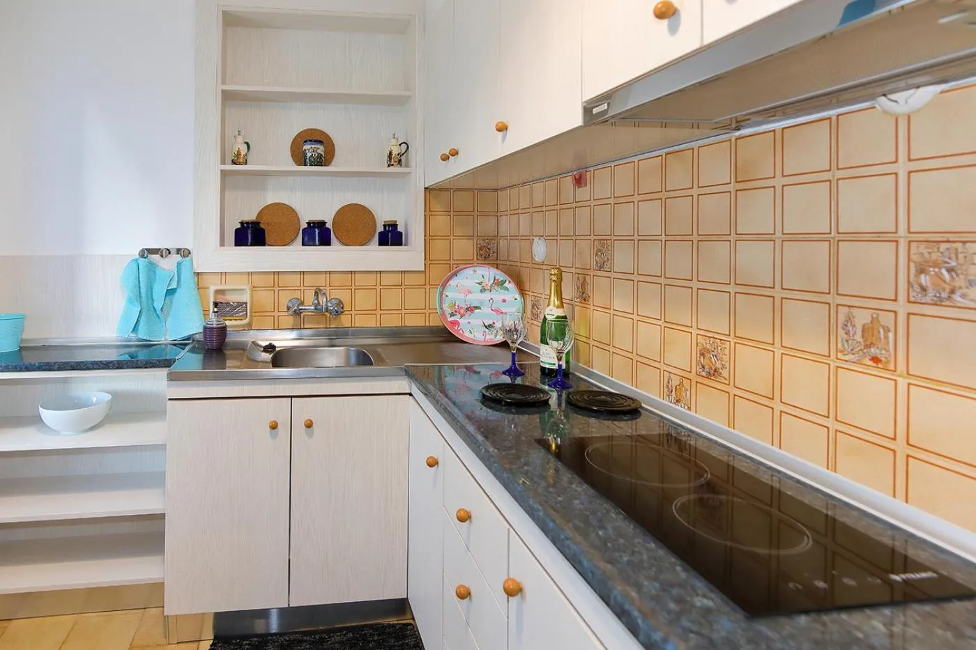 Kitchen or kitchenette in Maras Marinas Home