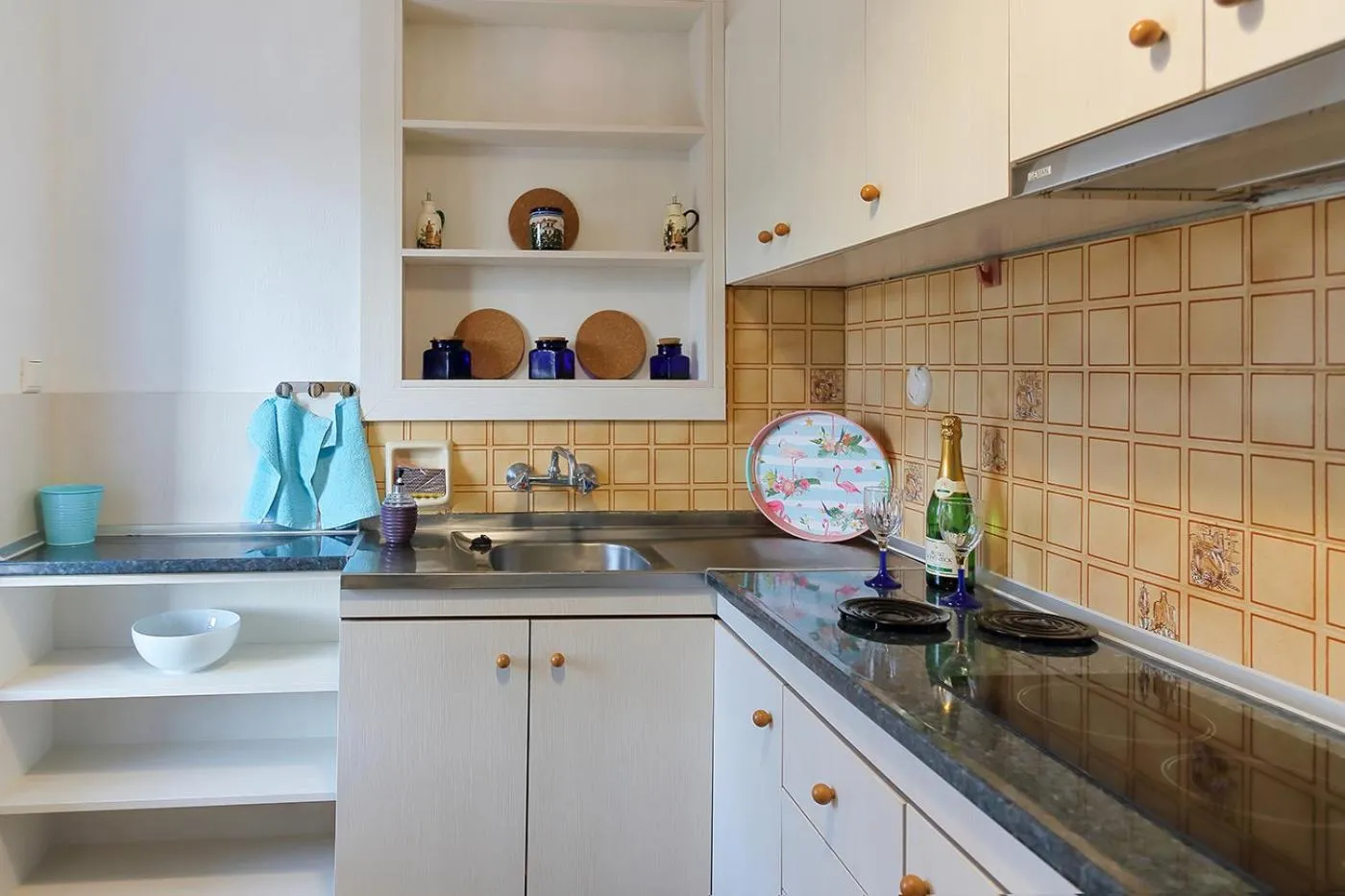 Kitchen or kitchenette in Maras Marinas Home