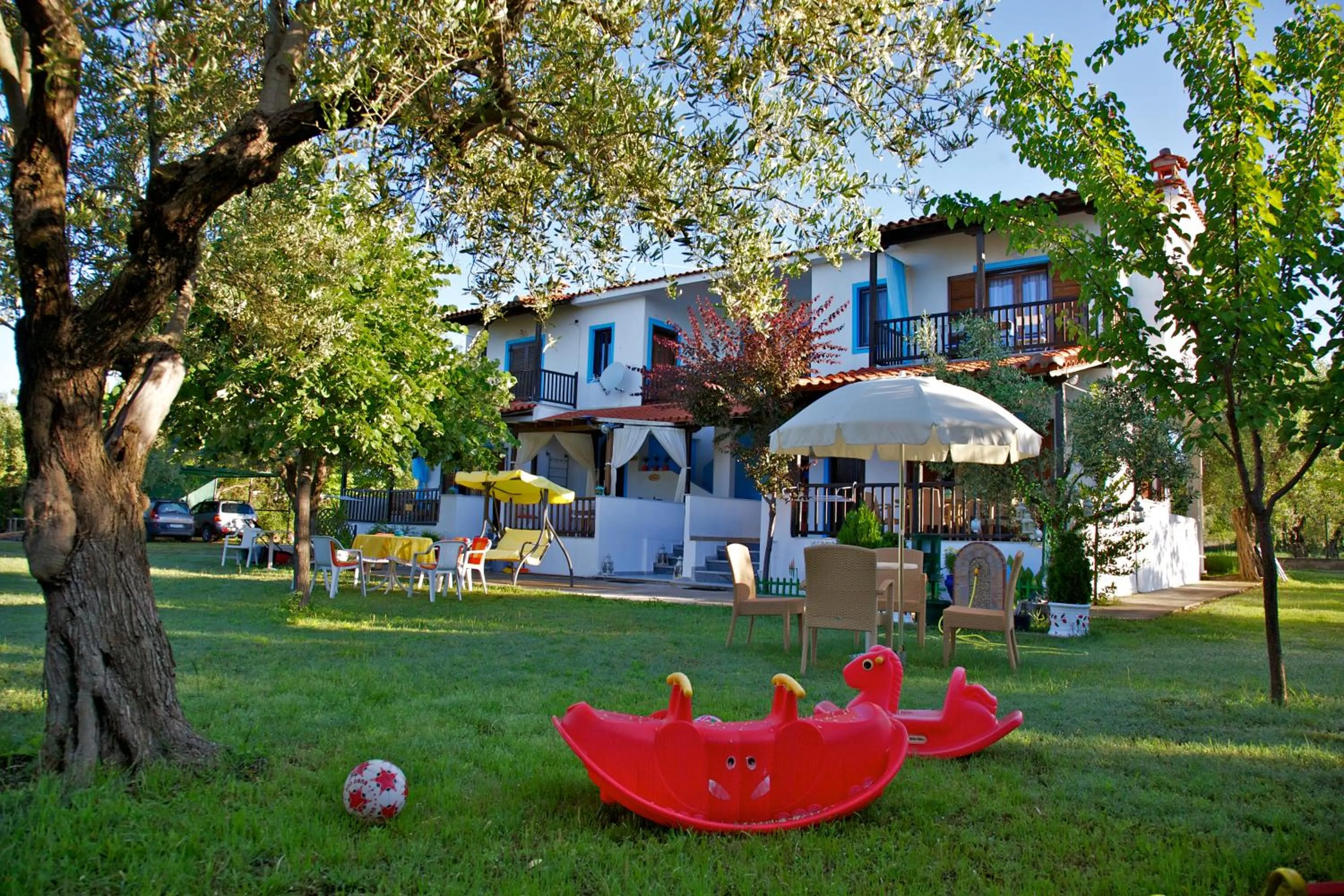 Children play ground in Maras Marinas Home