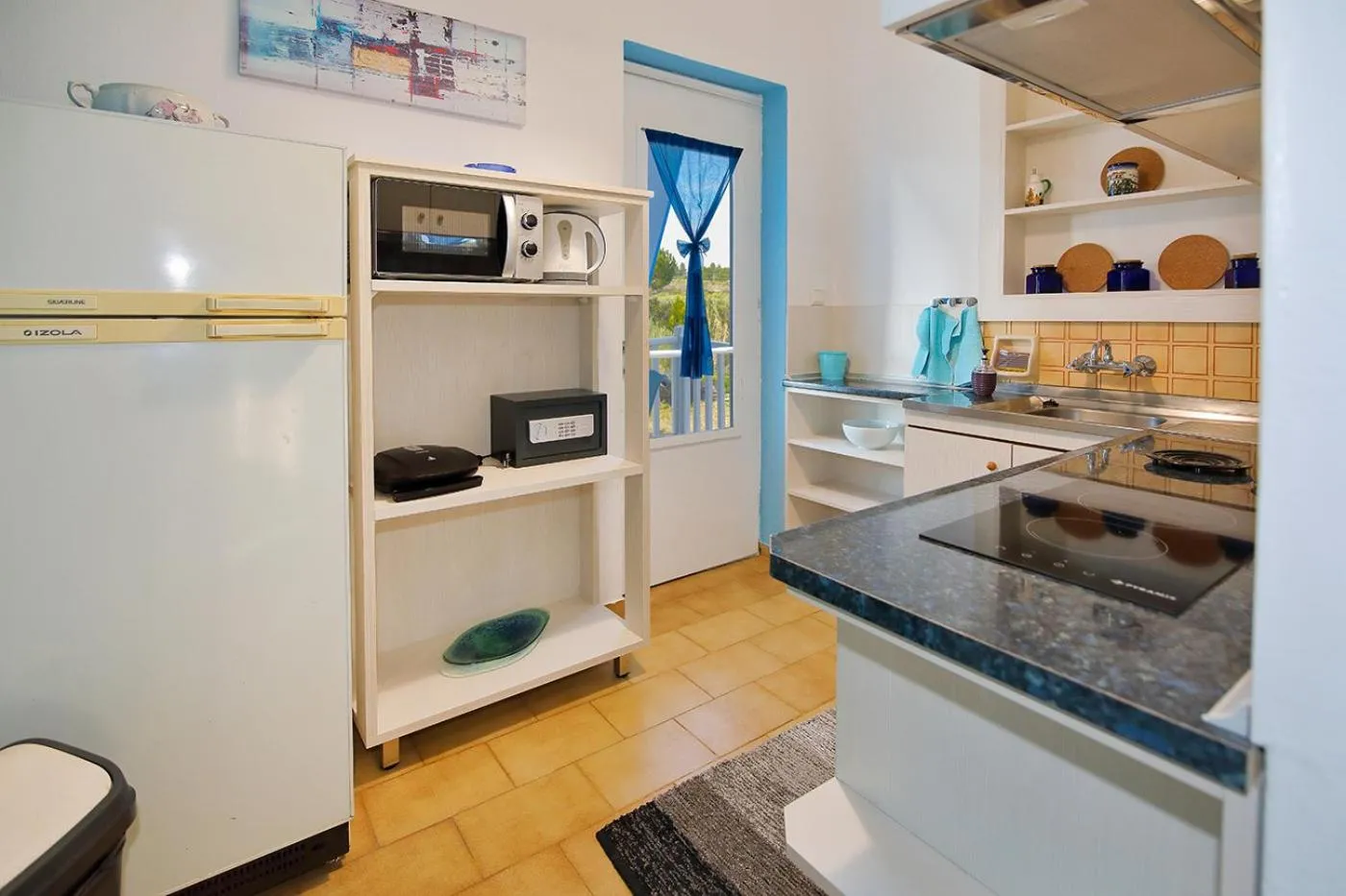 Kitchen or kitchenette in Maras Marinas Home