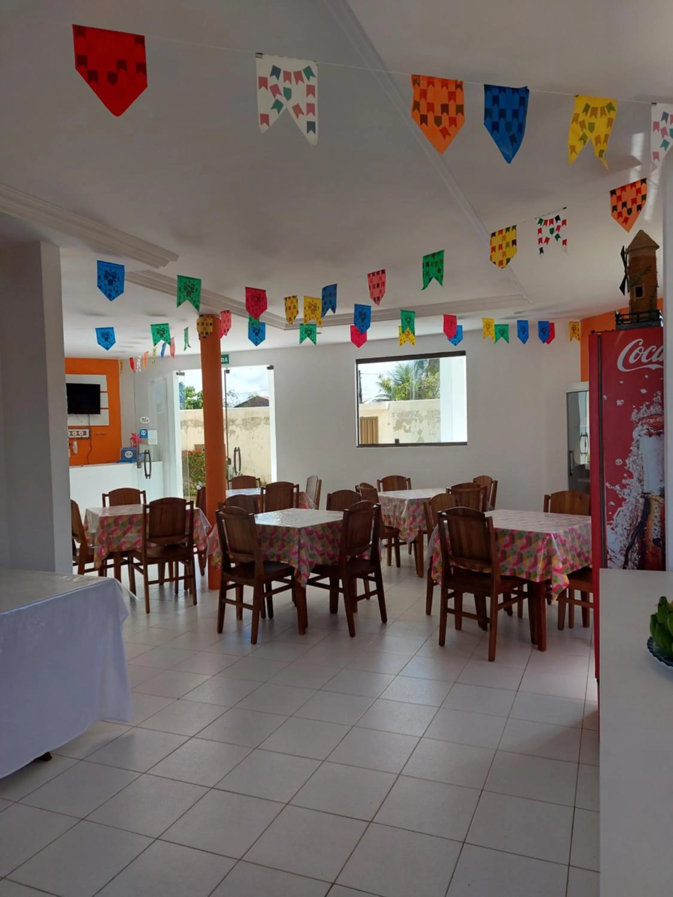 Restaurant/places to eat in Pousada Solar Da Lagoa - Baixio BA