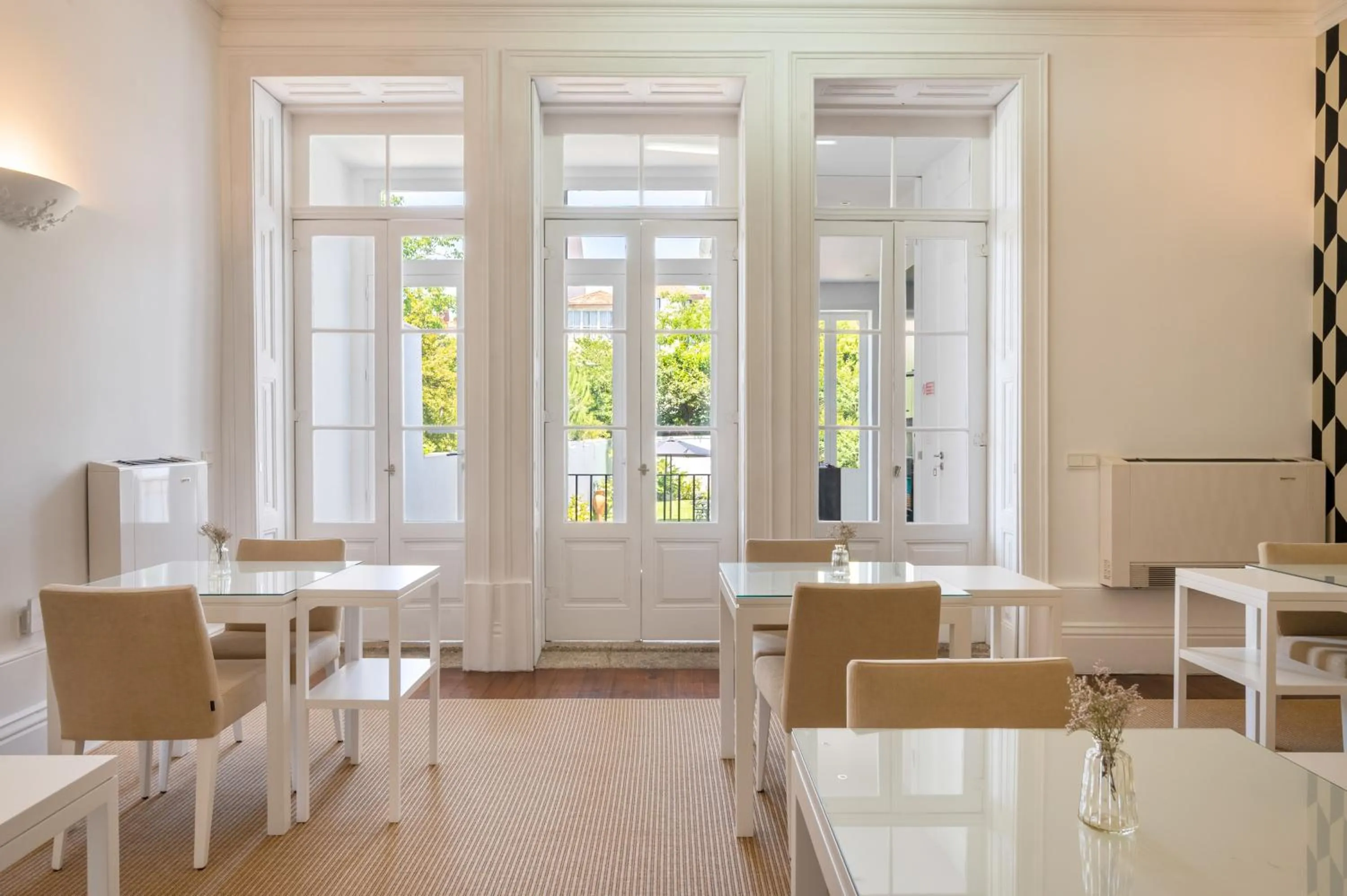 Breakfast in Oporto Comfort Charming Cedofeita - Free Parking