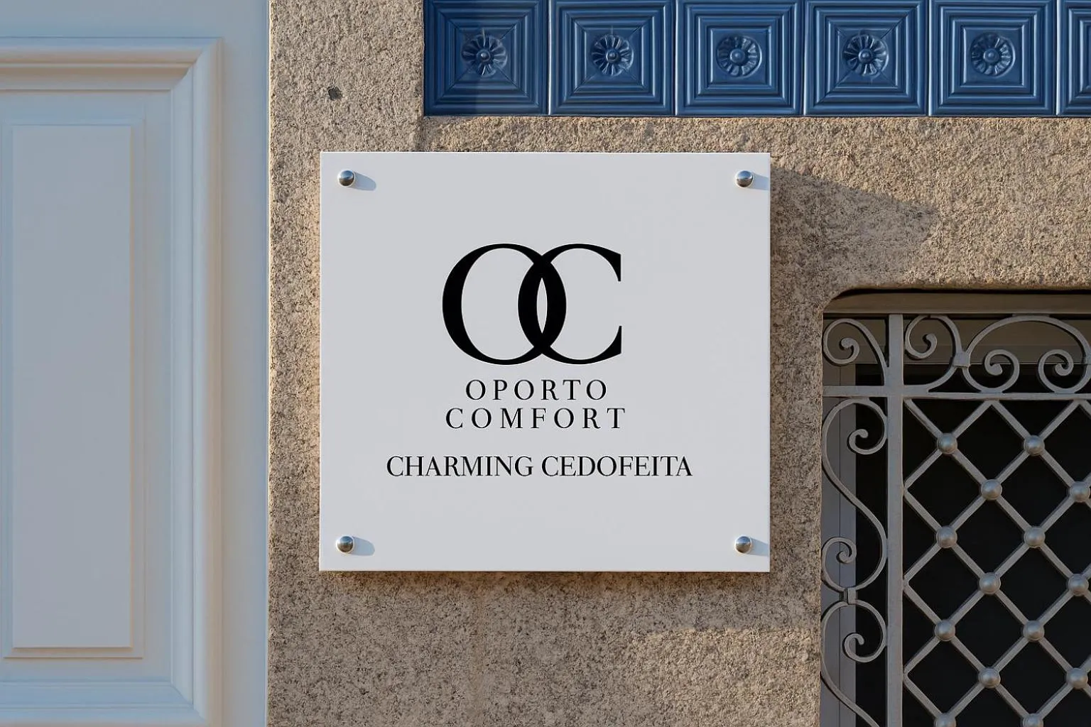 Logo/Certificate/Sign in Oporto Comfort Charming Cedofeita - Free Parking