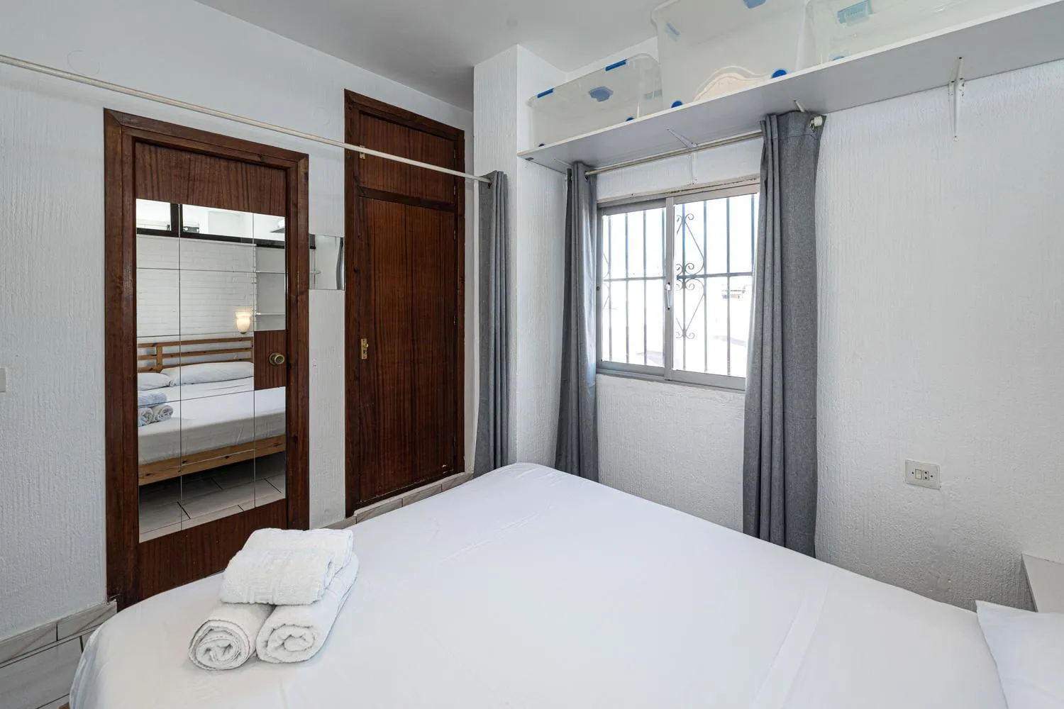 Bed in Carabeo 45 Studios Casasol