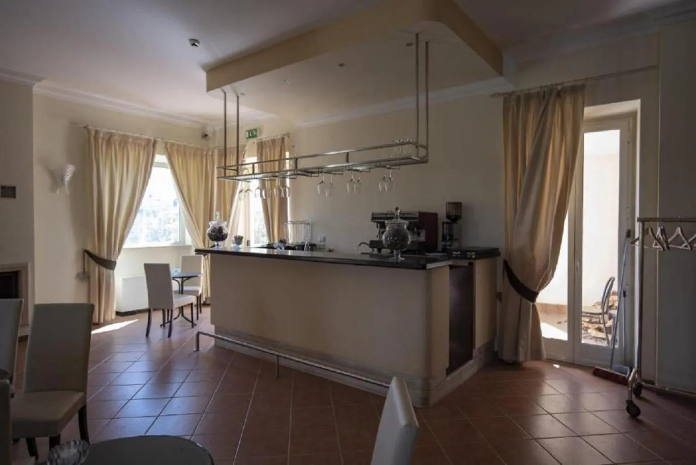 Coffee/tea facilities in Park Hotel Villamaria