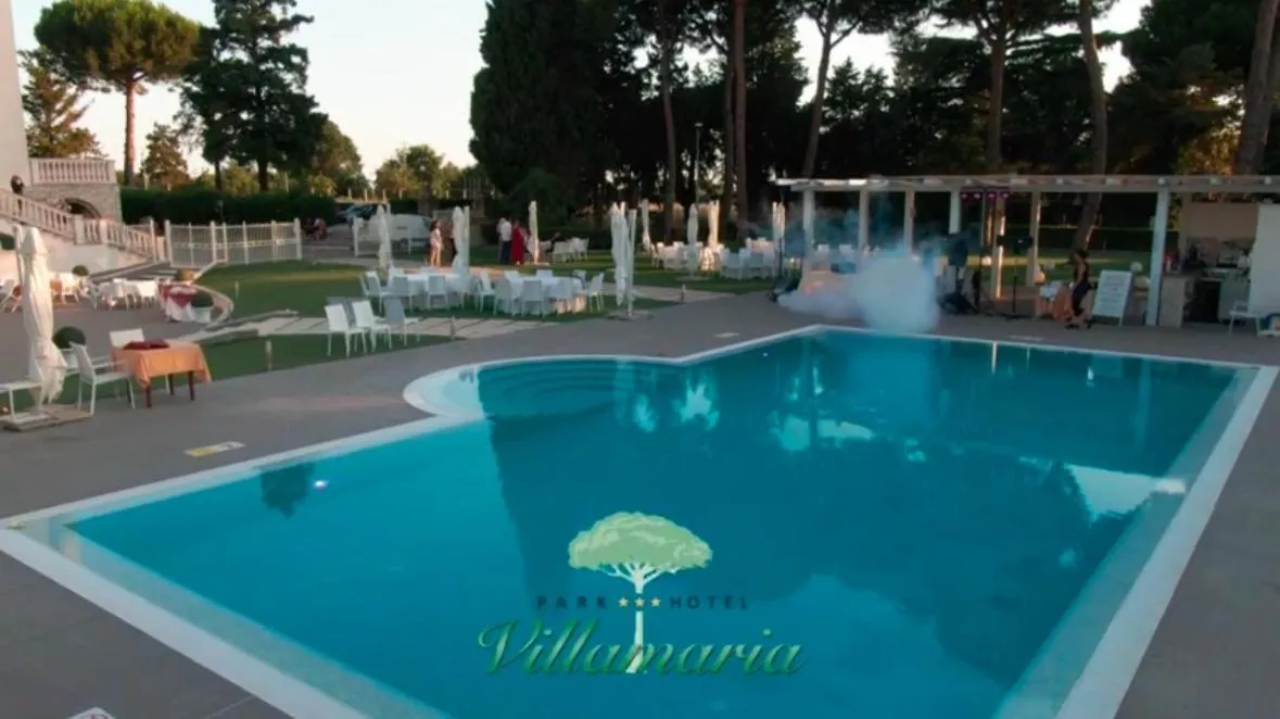 Swimming pool in Park Hotel Villamaria
