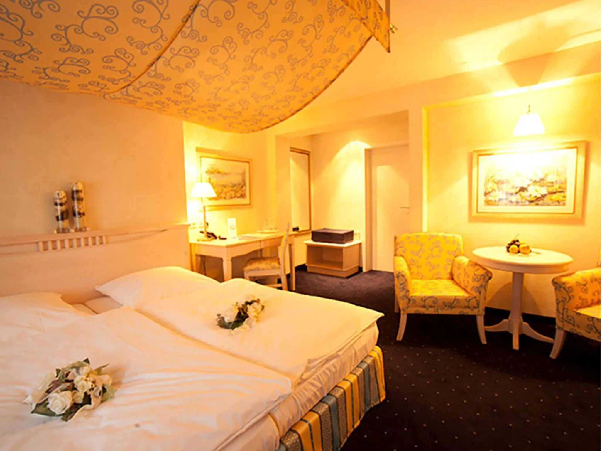 Photo of the whole room, Bed in Wegermann`s BIO-Landhaus im Wodantal