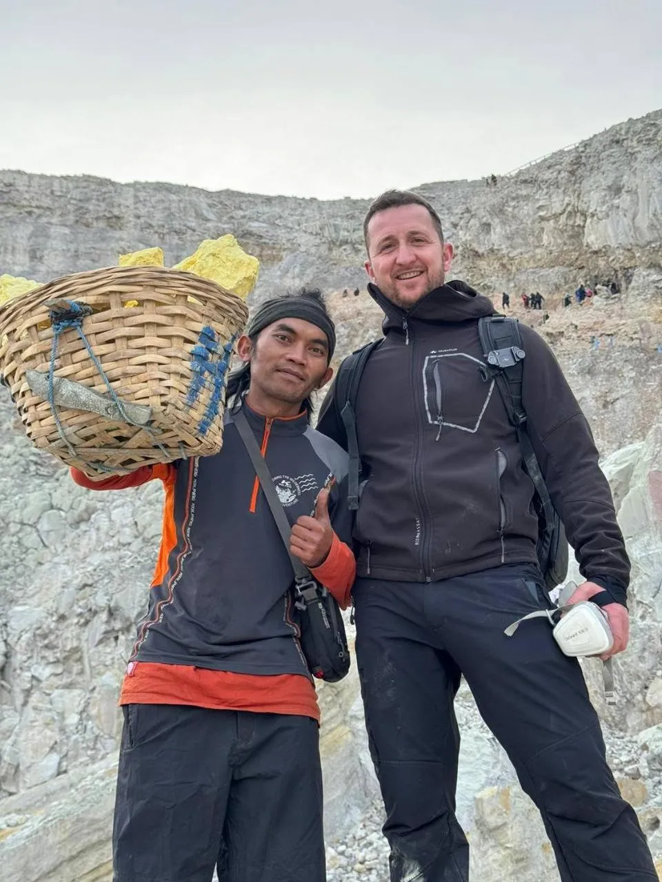 People in Didu's Homestay Bed & Breakfast