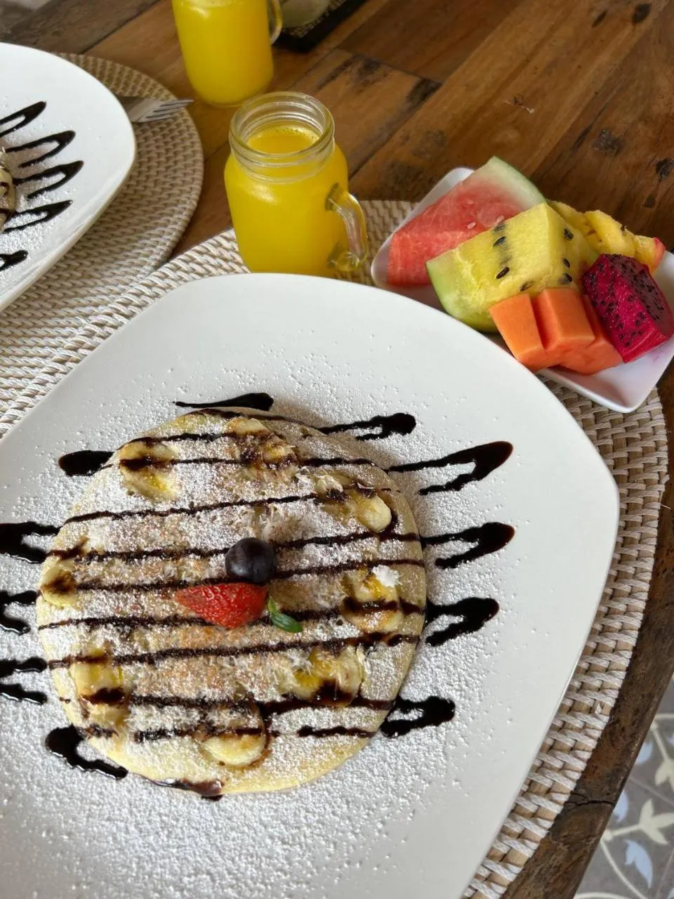 Food and drinks in Didu's Homestay Bed & Breakfast