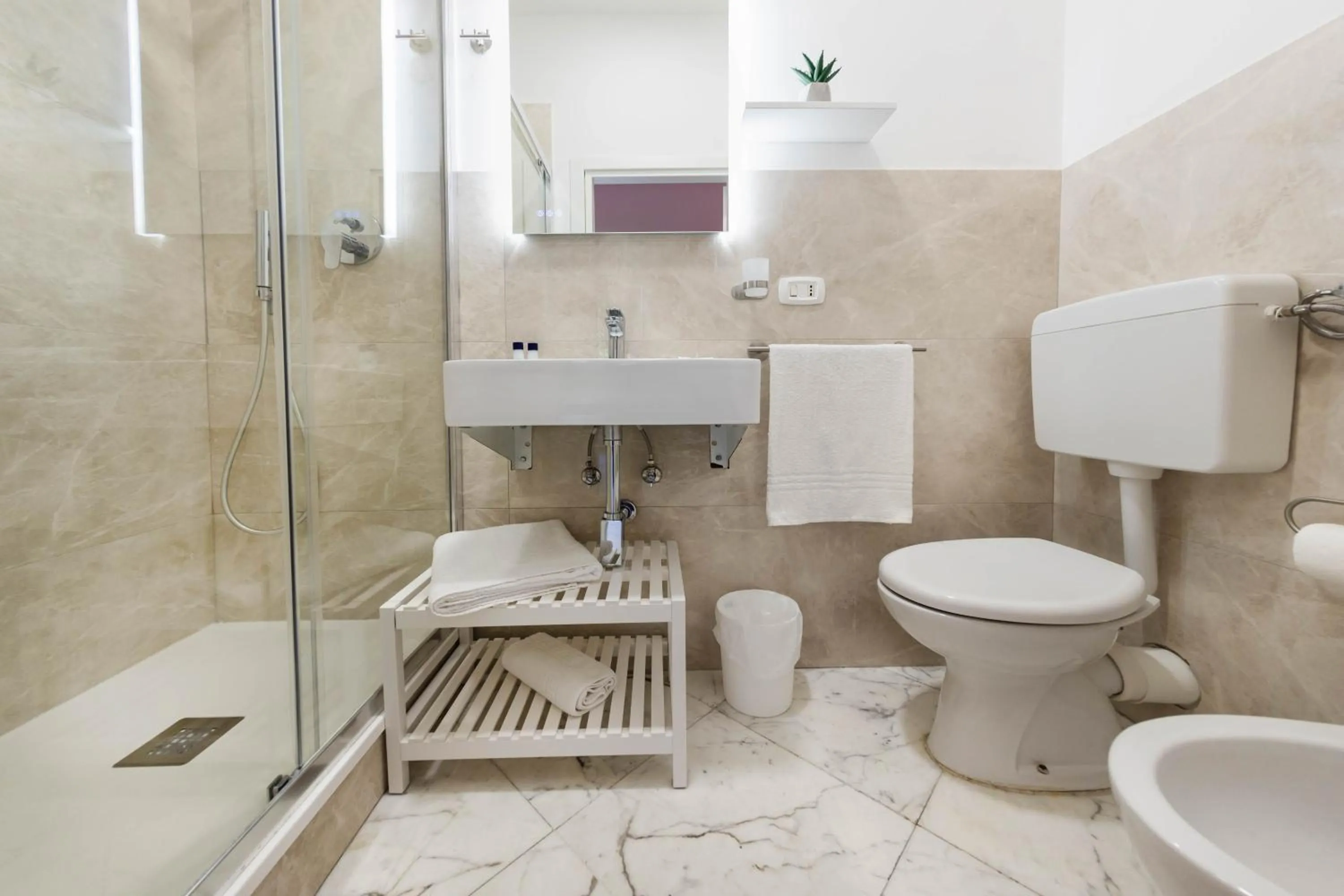 Toilet in Colori e Note