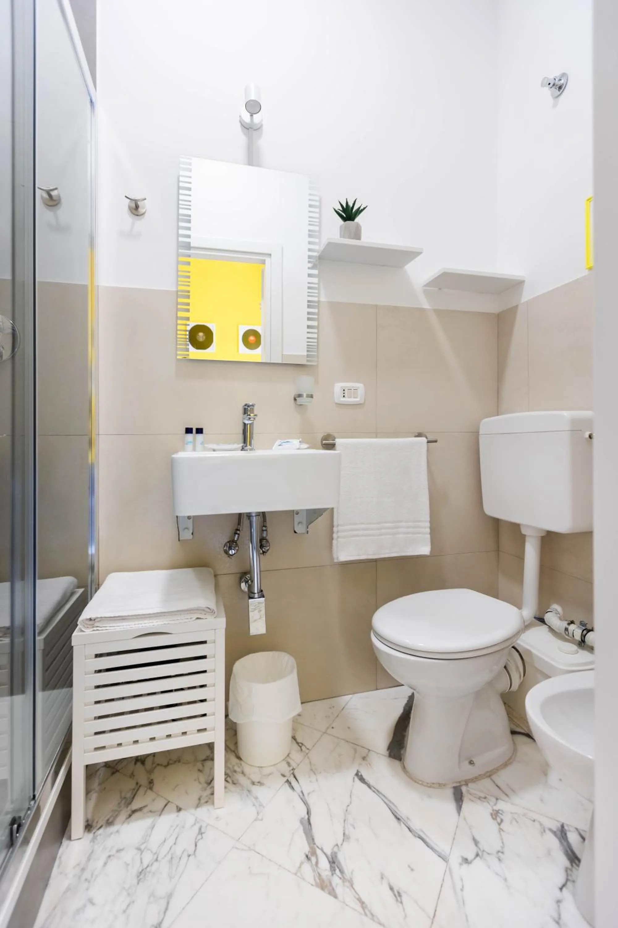 Shower in Colori e Note