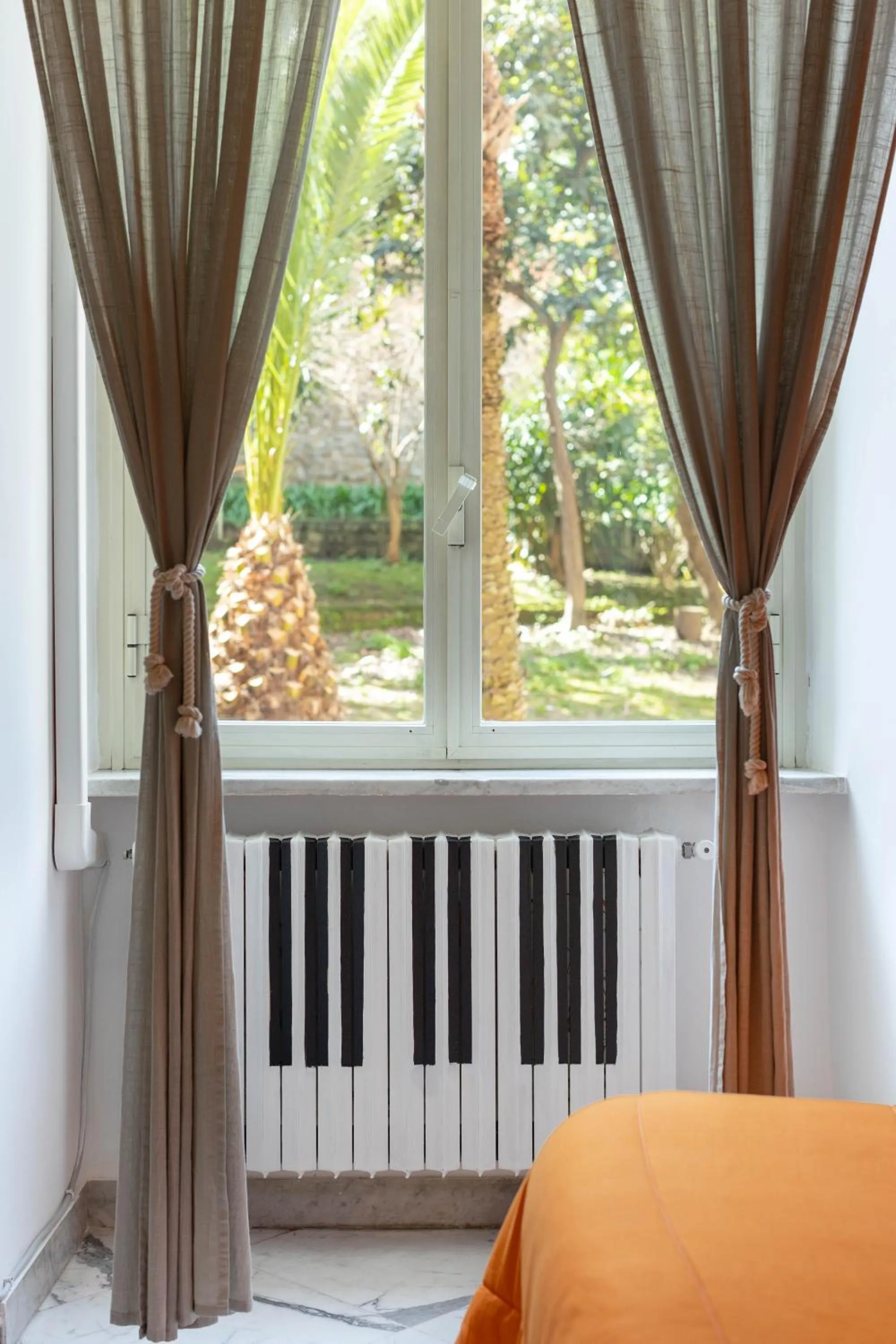 View (from property/room) in Colori e Note