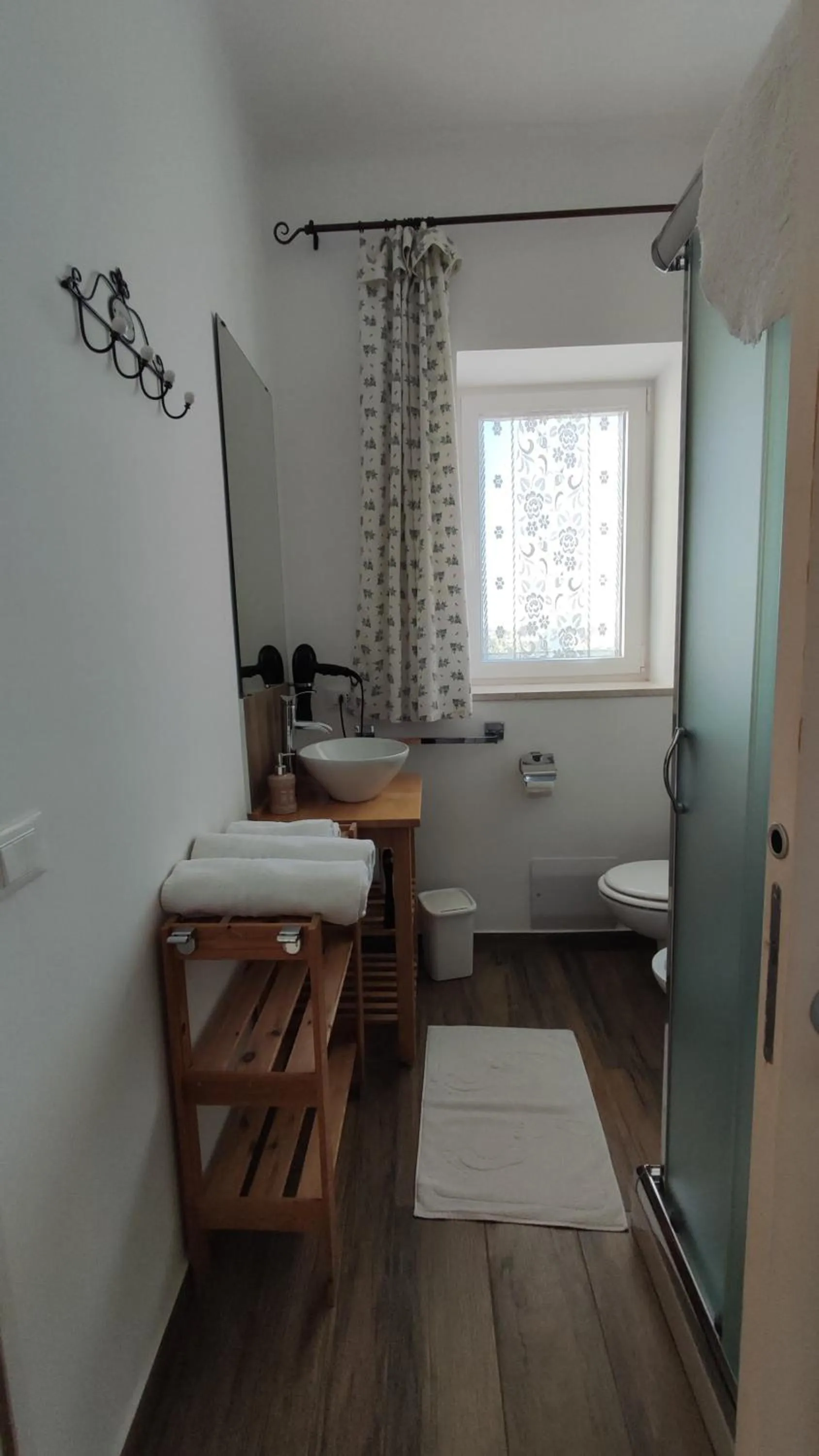 Bathroom, Bed in Welcome to Alberobello